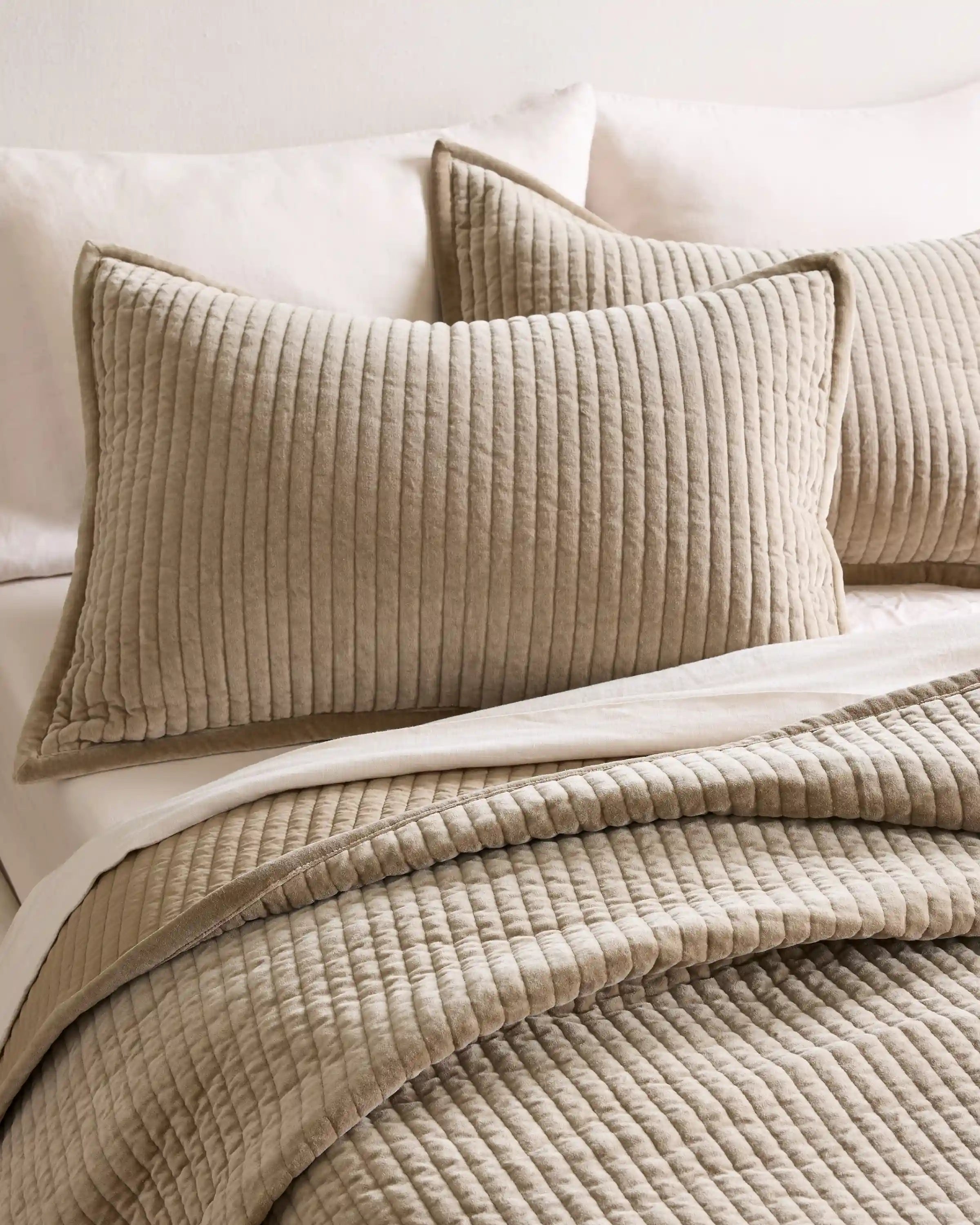 Cotton Velvet Vertical Channel Quilt Set