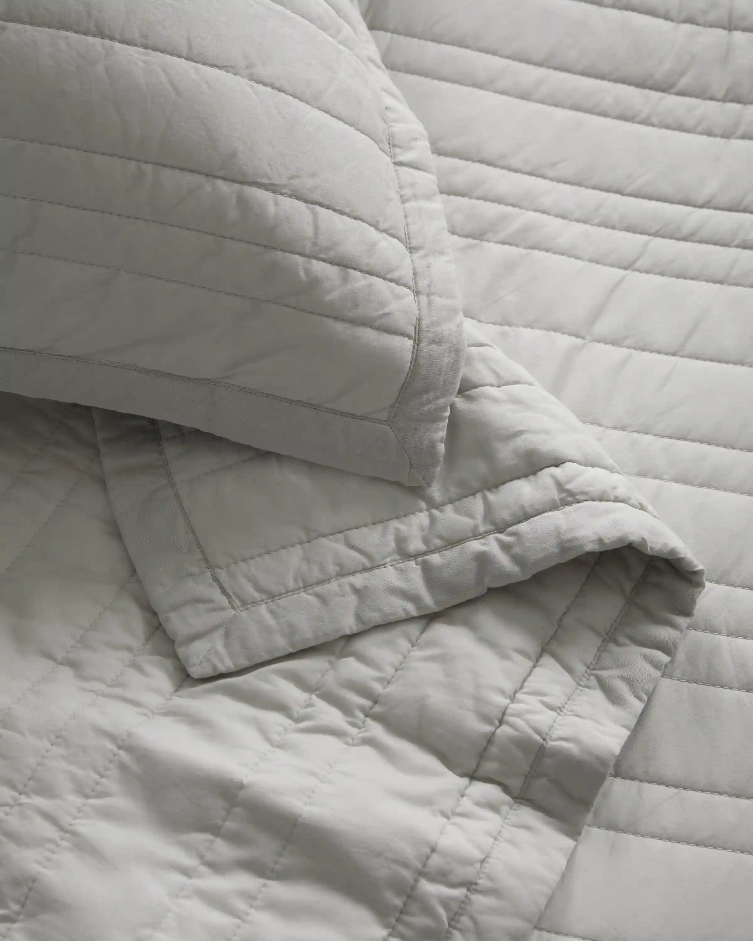 Organic Cotton Stripe Stitch Quilt