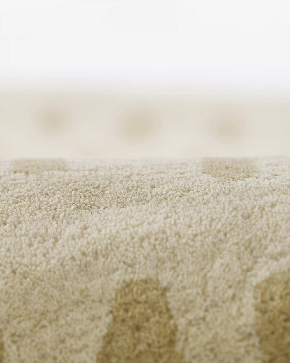 Painterly Dots Hand-Tufted Wool Rug