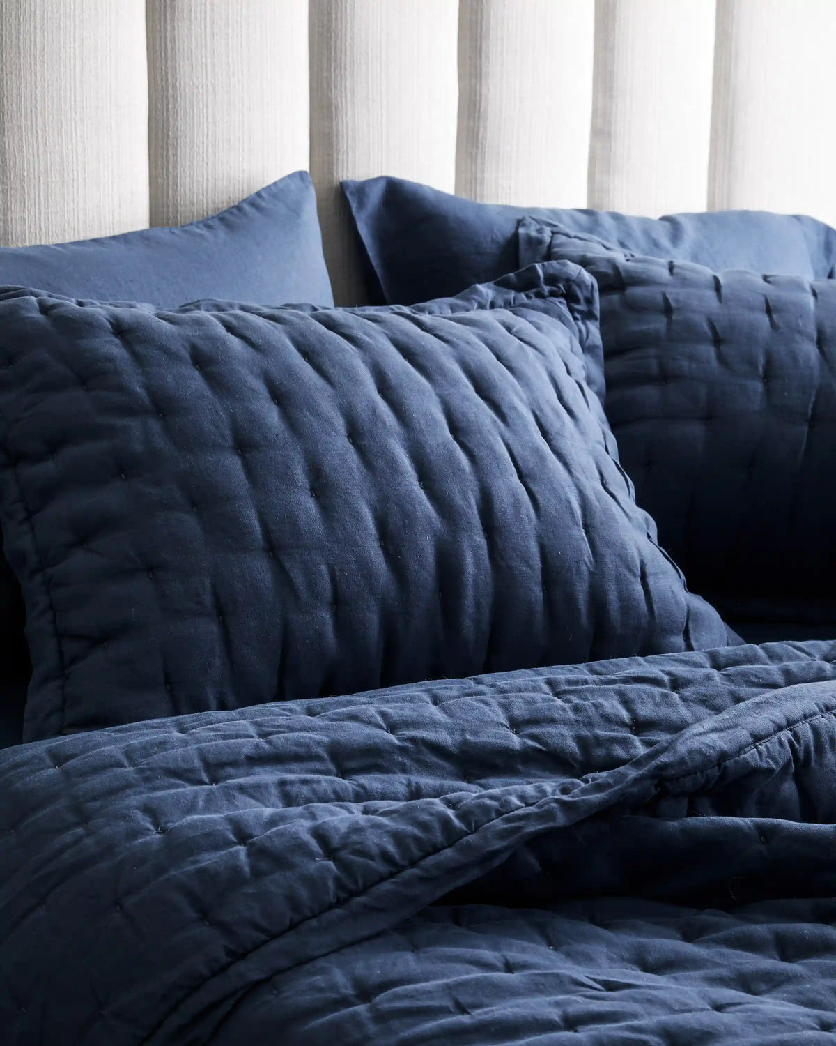European Linen Dream Quilt Set