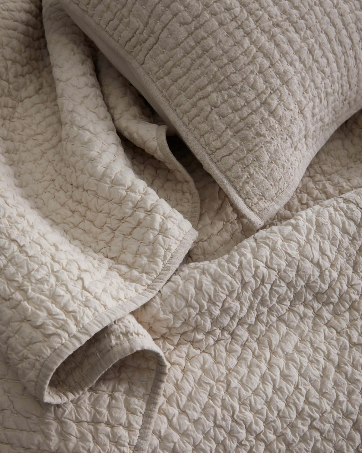 European Linen Cotton Stitch Quilt