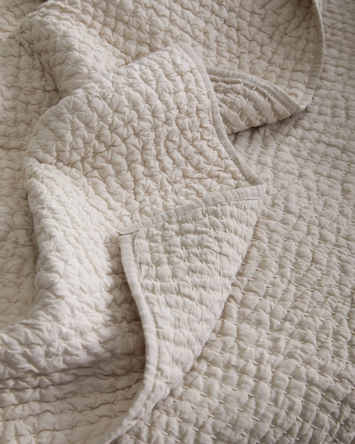 European Linen Cotton Stitch Quilt