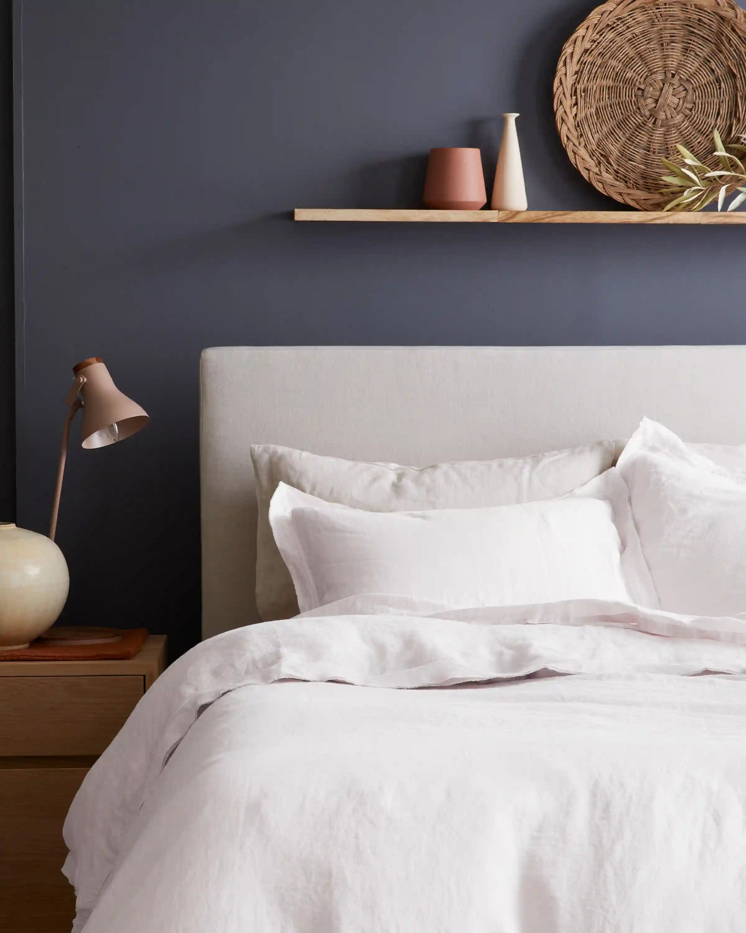 European Linen Double Flange Deluxe Bedding Bundle