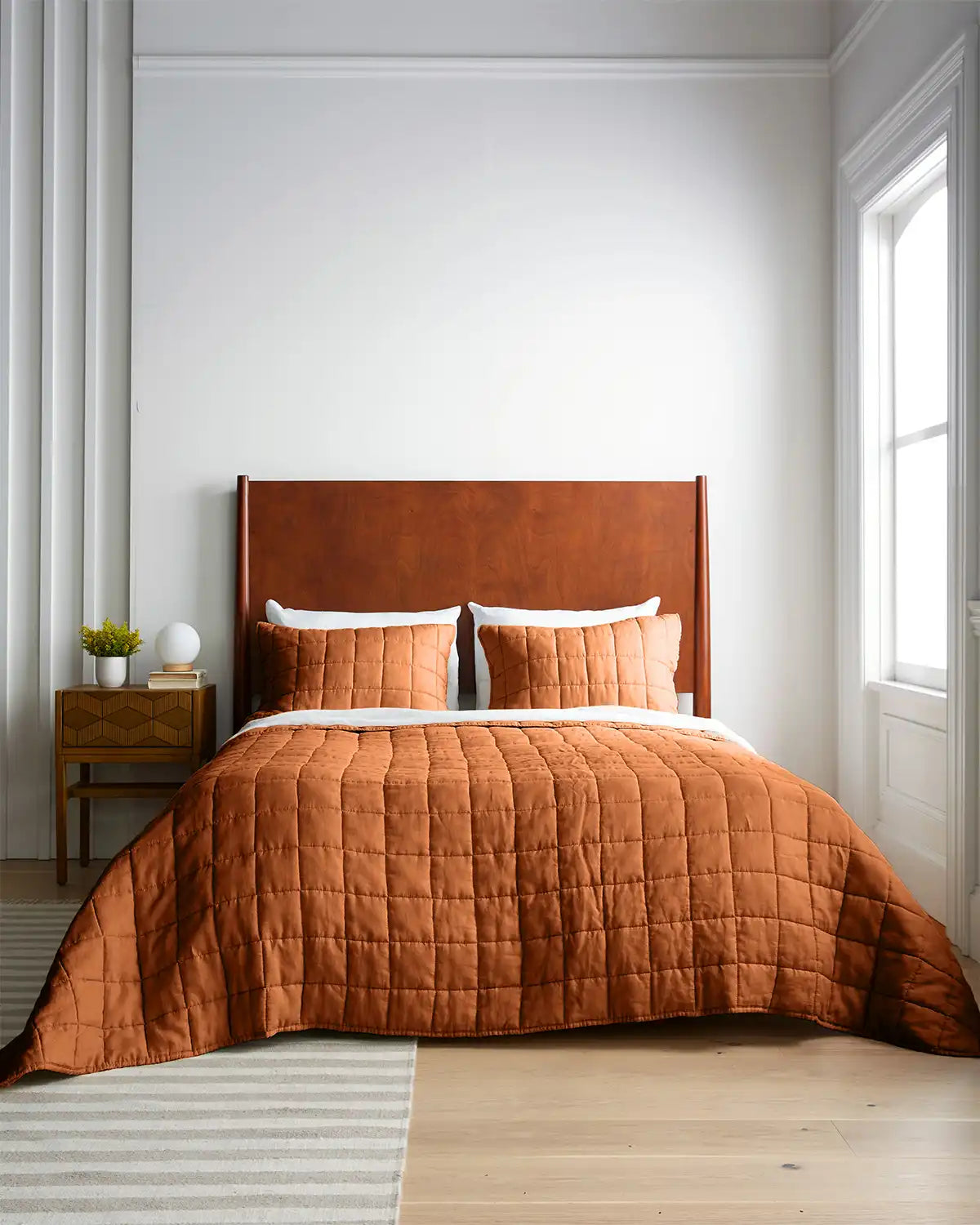 European Linen Box Quilt Set