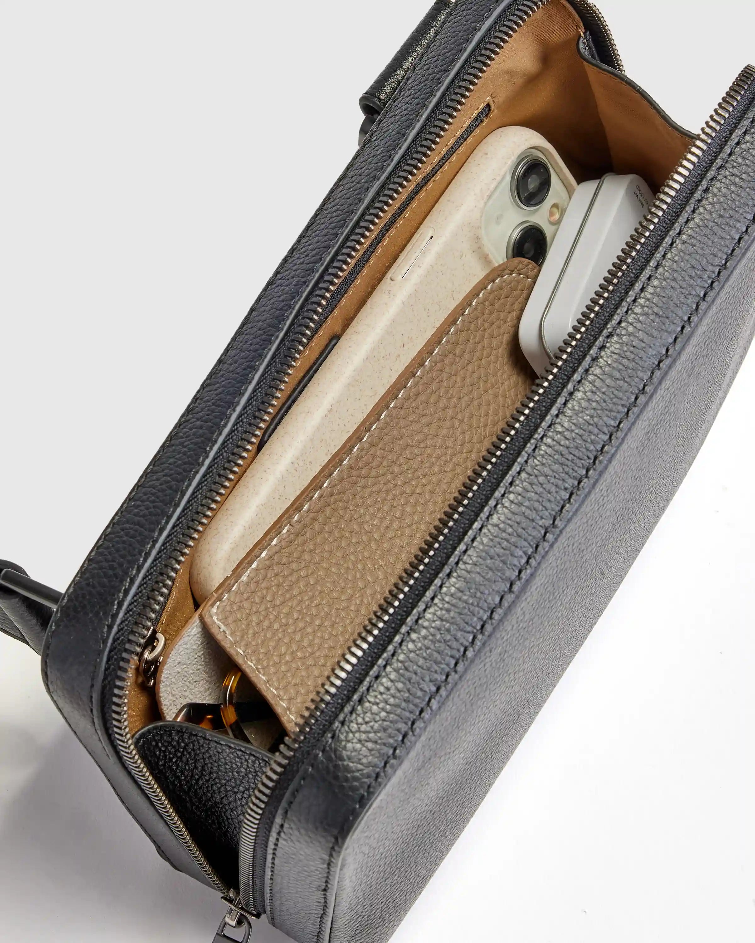 Excursion Italian Leather Sling