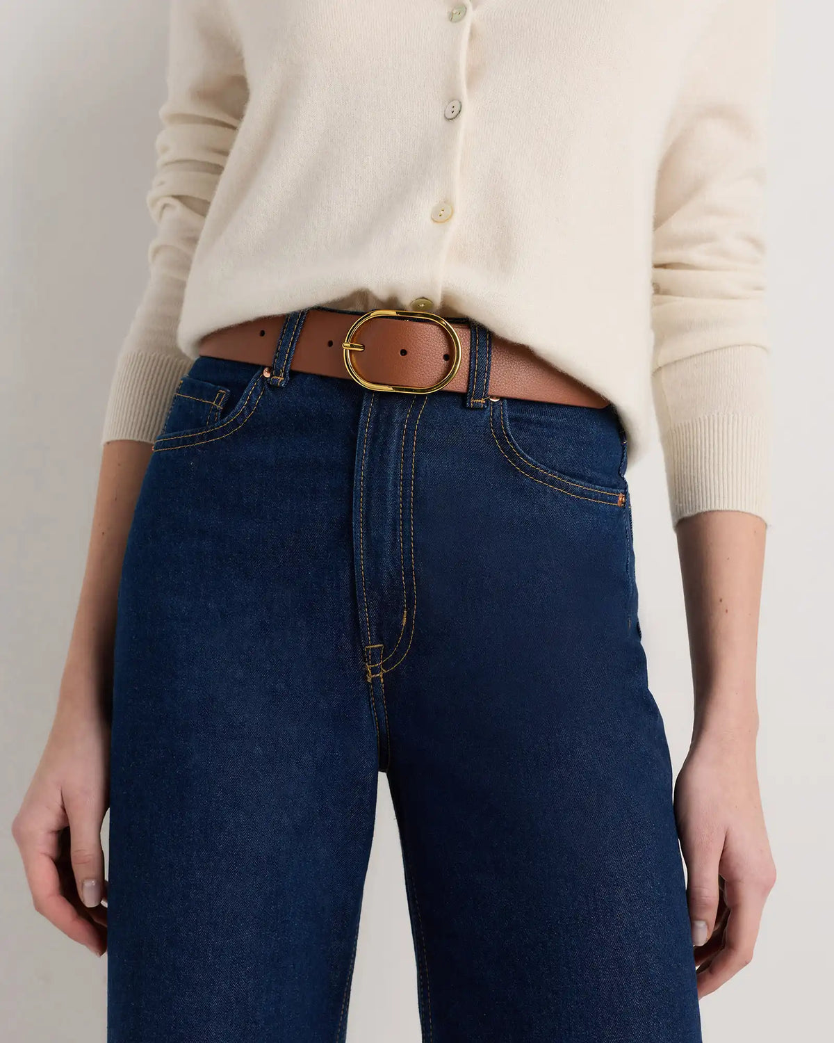 Cleo Oval European Leather Belt