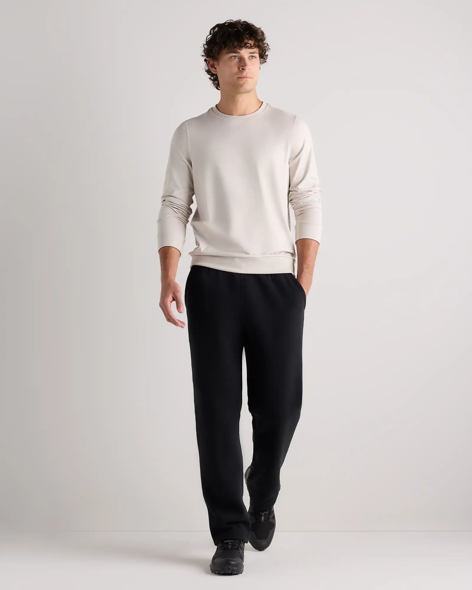 Flowknit Performance Crew Sweatshirt