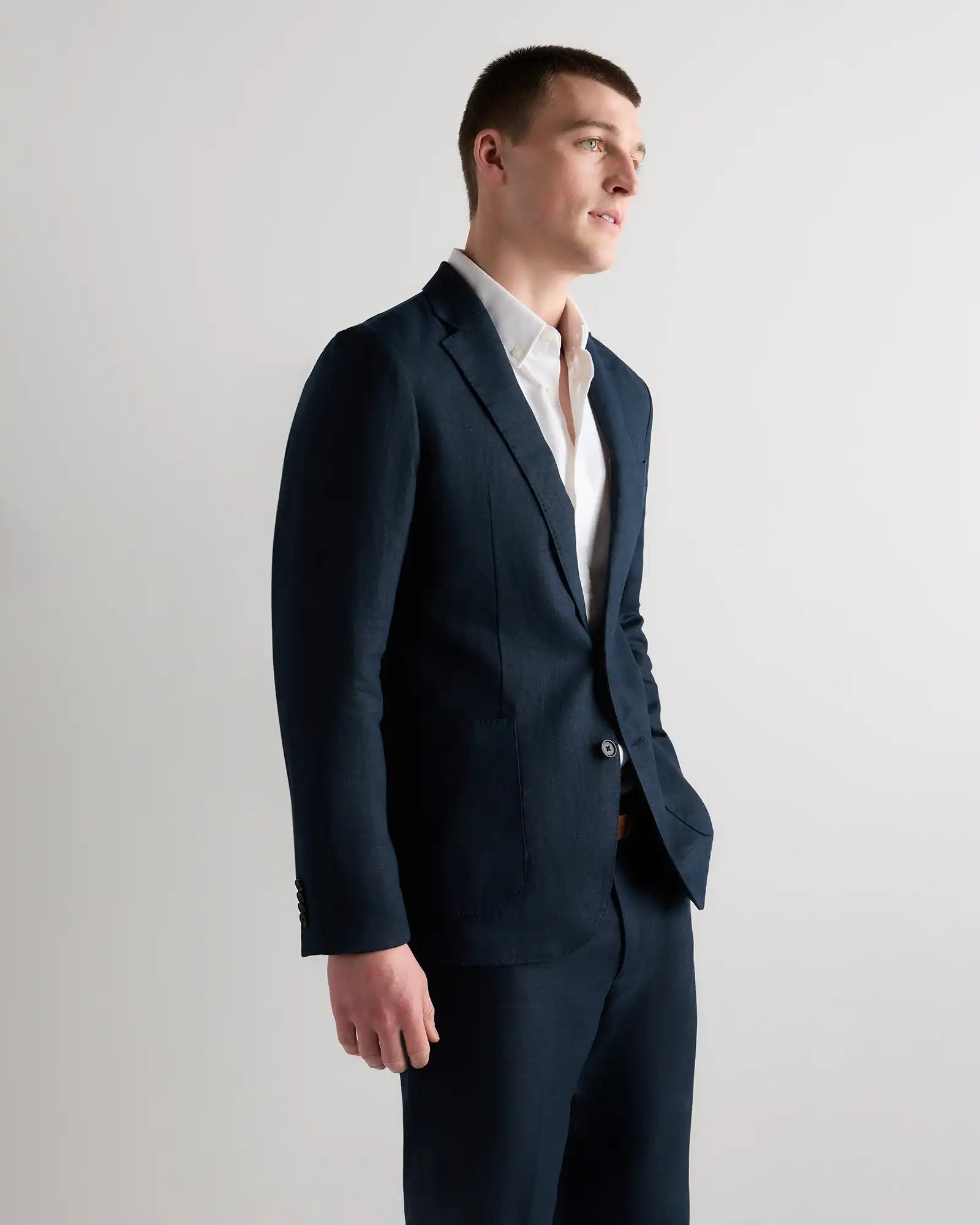 100% European Linen Tailored Blazer