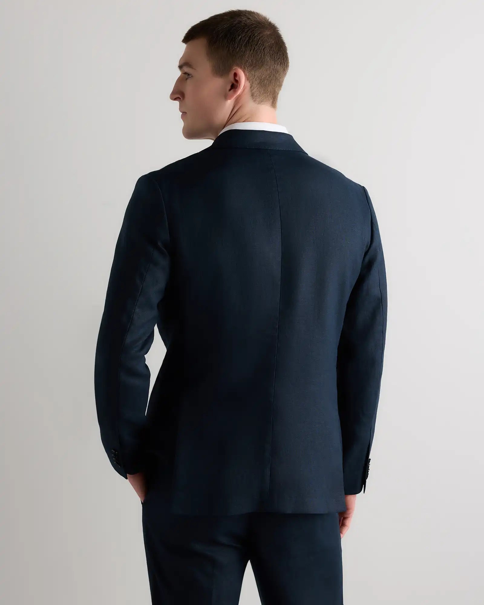 100% European Linen Tailored Blazer