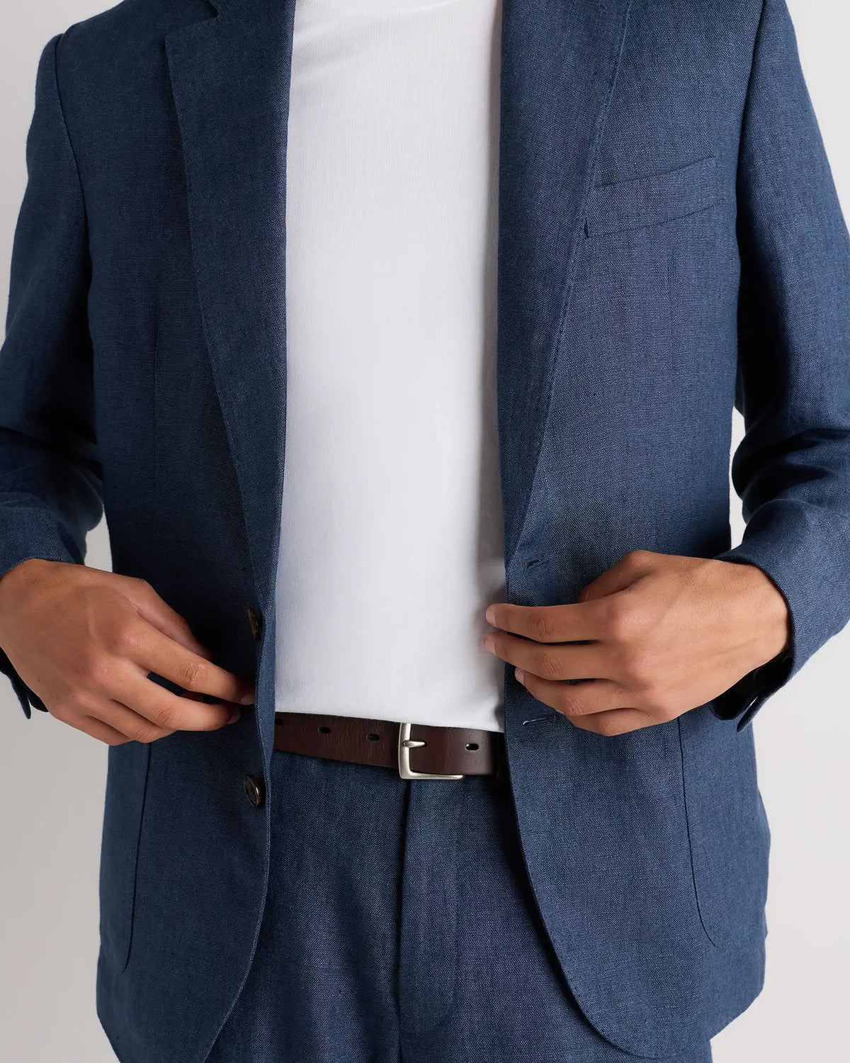 100% European Linen Tailored Blazer