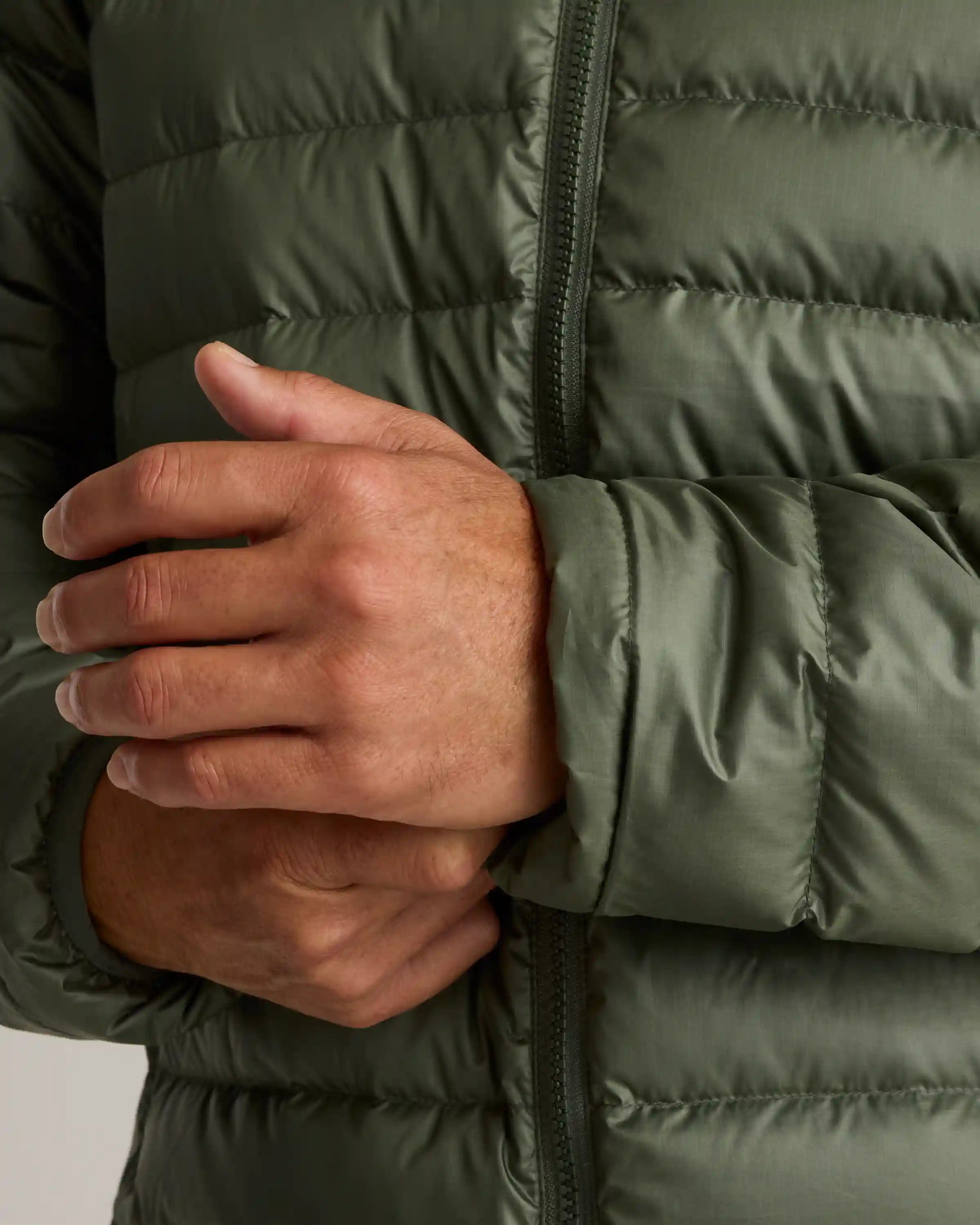 Lightweight Down Packable Puffer Hooded Jacket