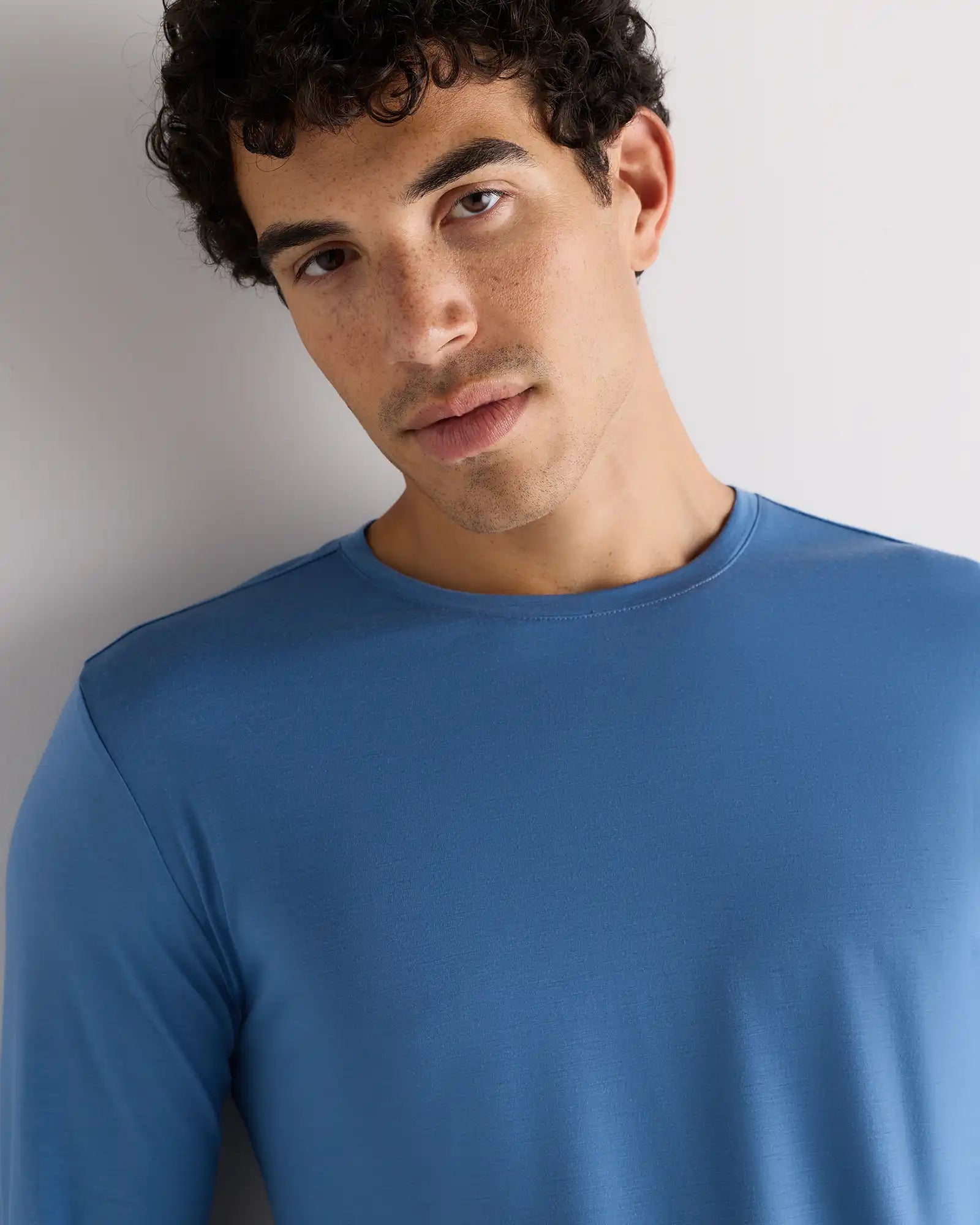 100% Merino Wool All-Season Long Sleeve Base Layer Tee