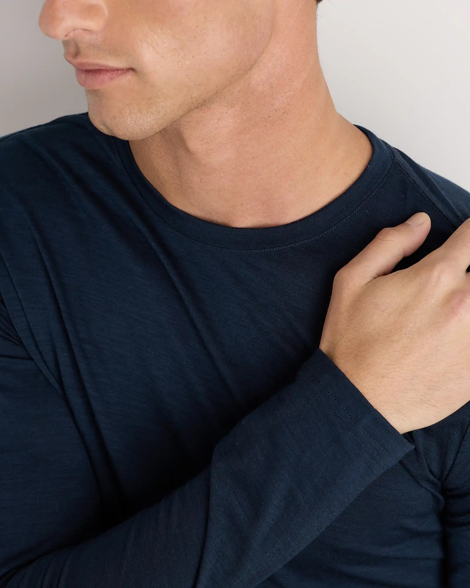 100% Merino Wool All-Season Long Sleeve Base Layer Tee