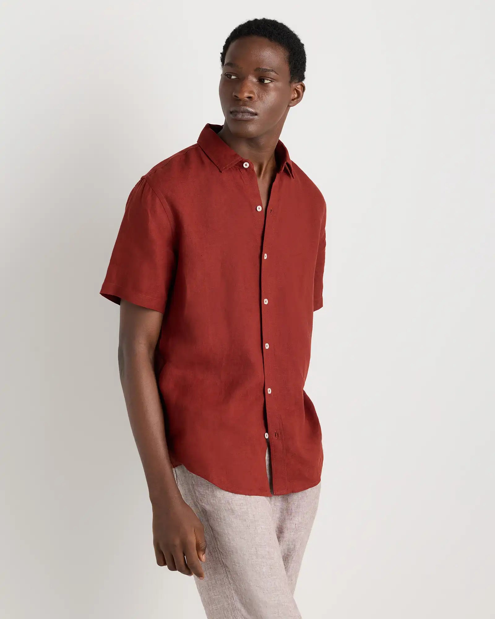 100% European Linen Relaxed Short Sleeve Shirt