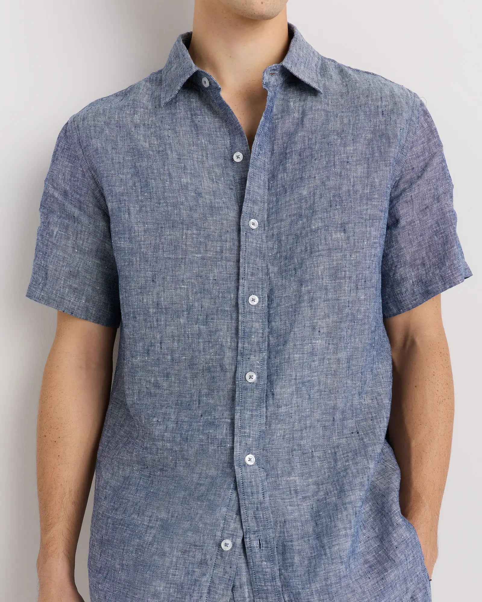 100% European Linen Relaxed Short Sleeve Shirt