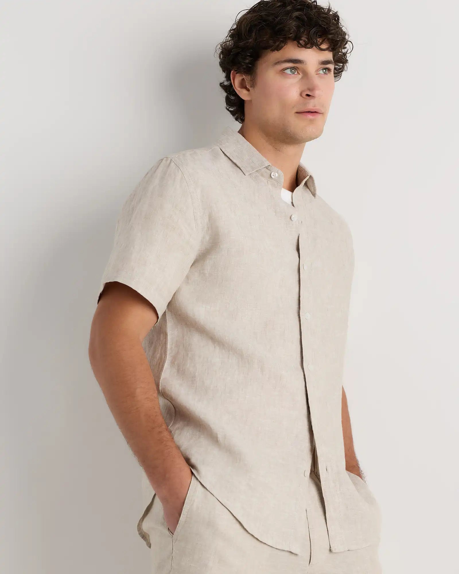 100% European Linen Relaxed Short Sleeve Shirt