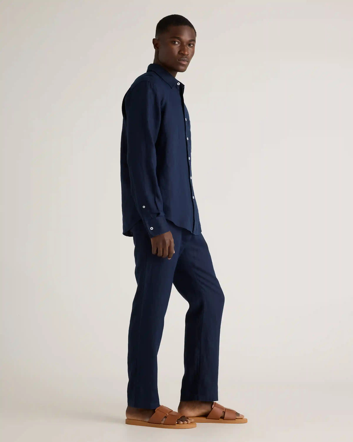 100% European Linen Relaxed Long Sleeve Pocket Shirt