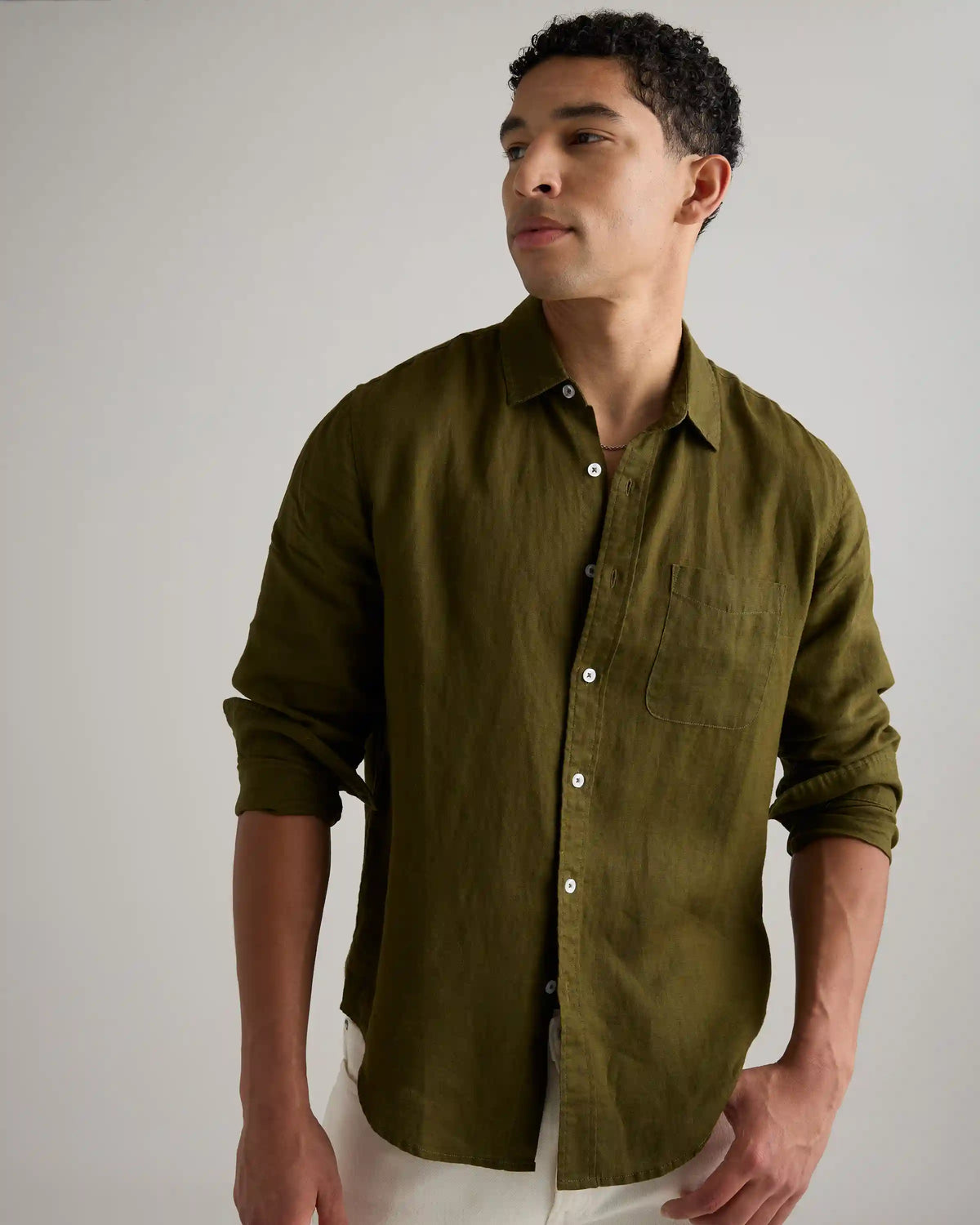 100% European Linen Relaxed Long Sleeve Pocket Shirt