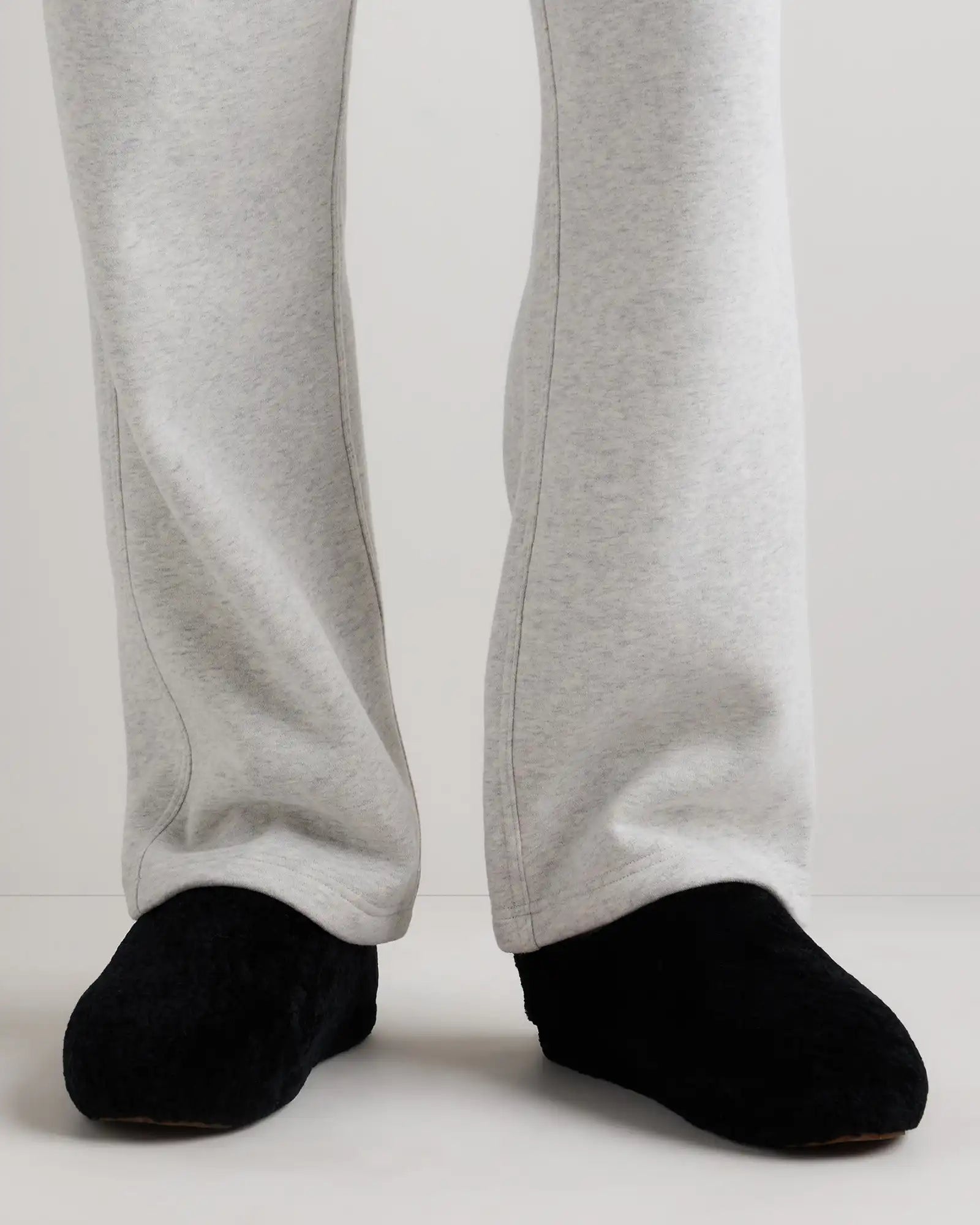 Men's Genuine Shearling Lounge Slipper
