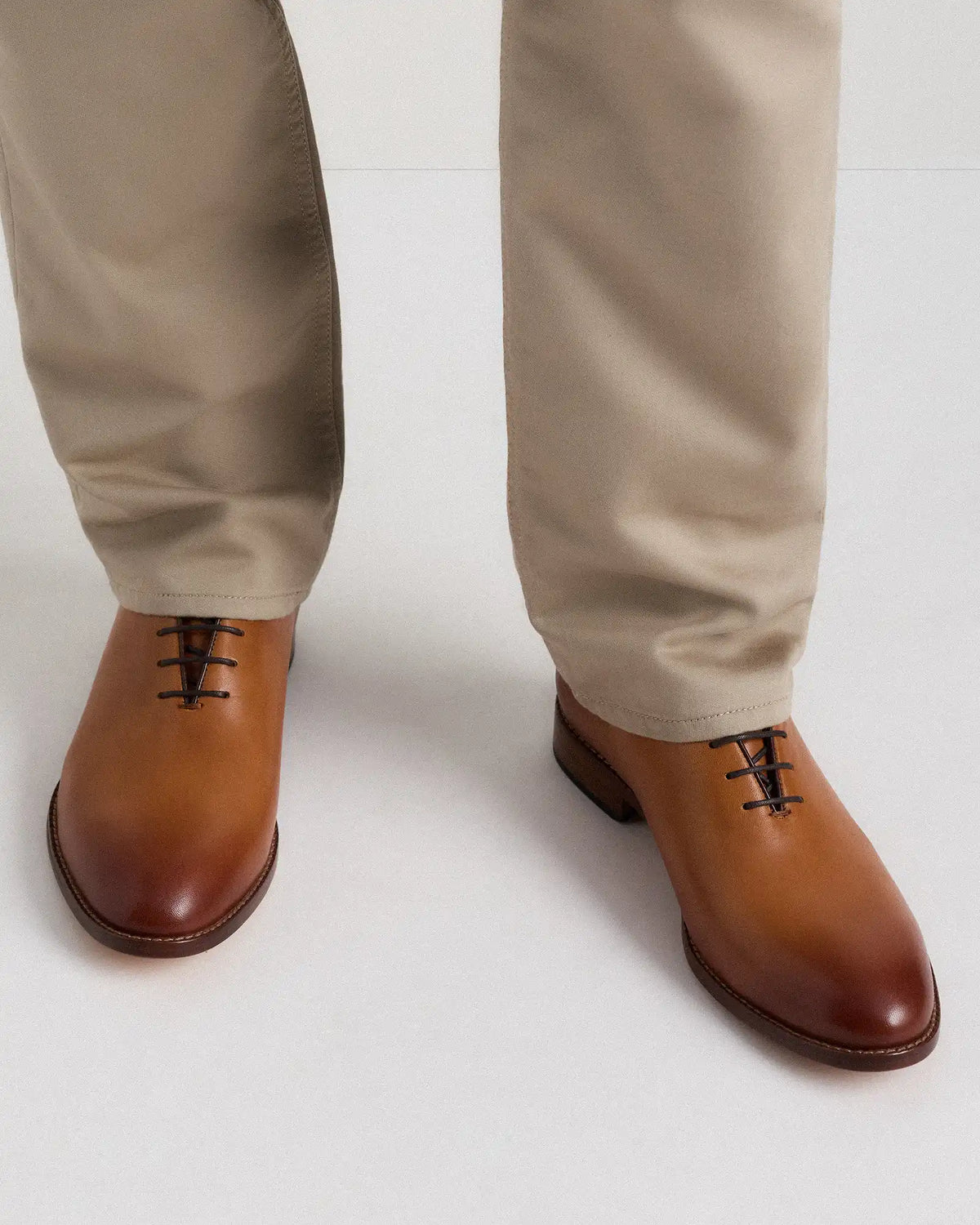 Calfskin Leather Plain Toe Oxford