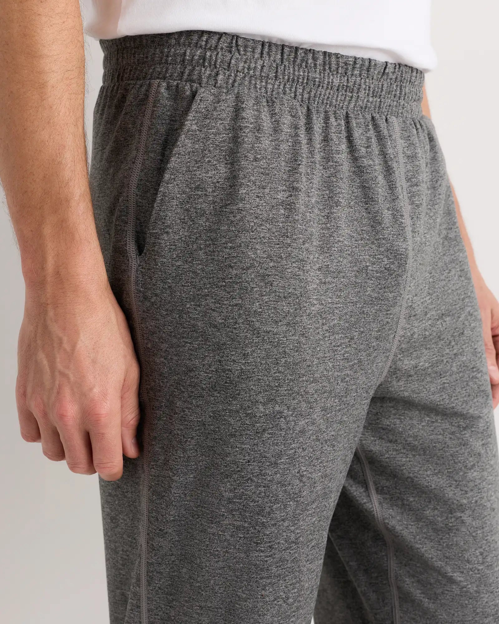 Flowknit Performance Joggers
