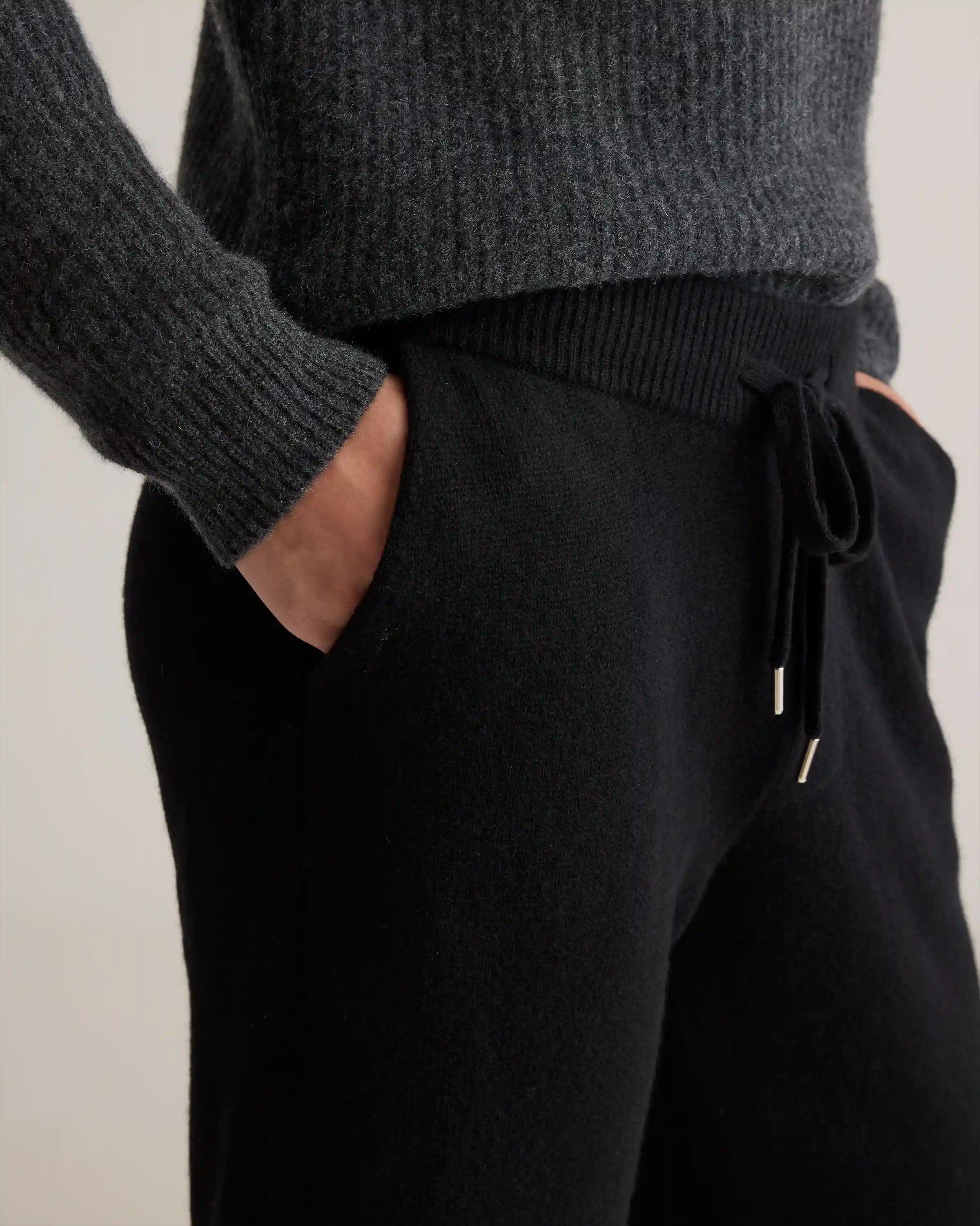 Mongolian Cashmere Jogger