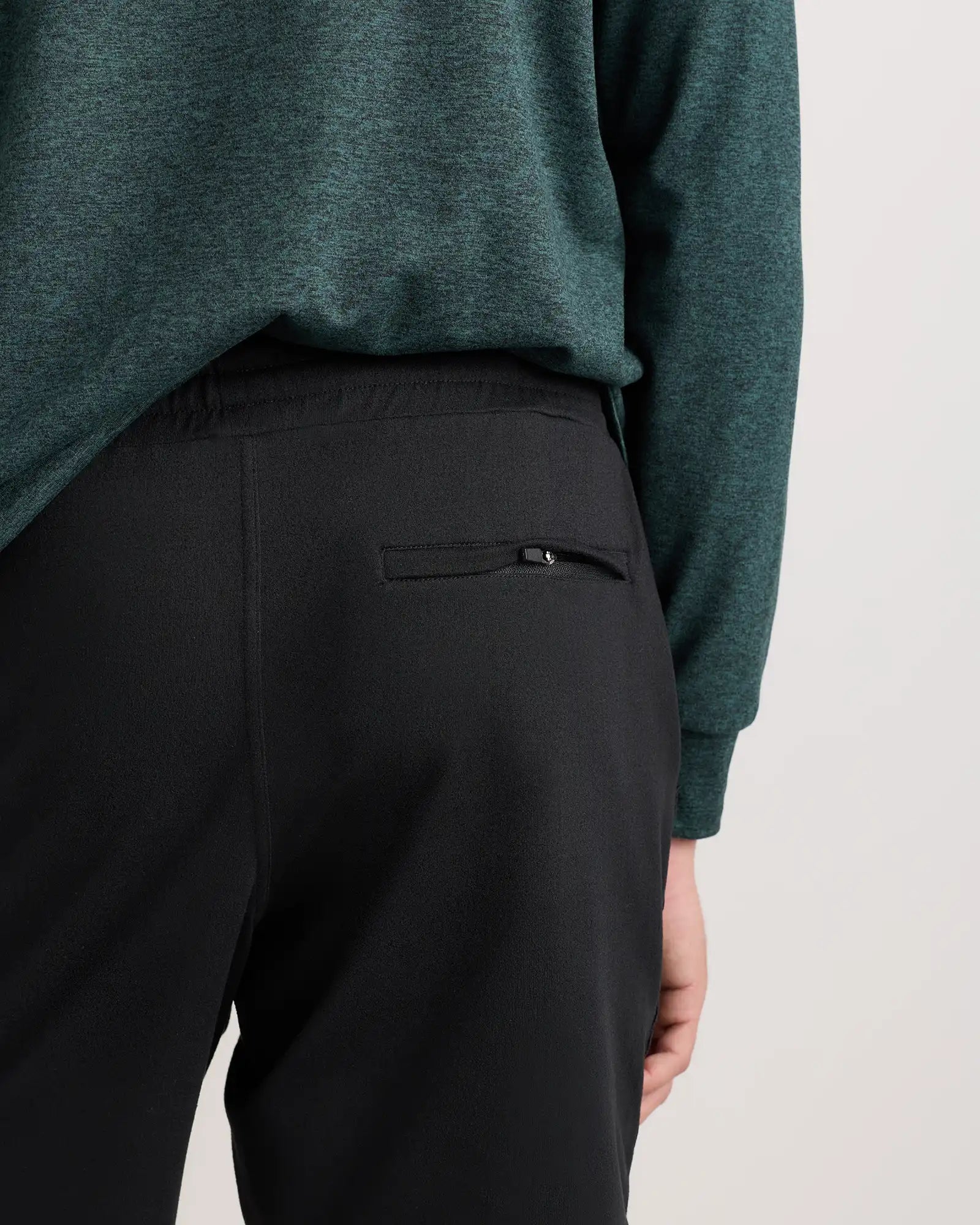 Flowknit Performance Shorts - 7.5"