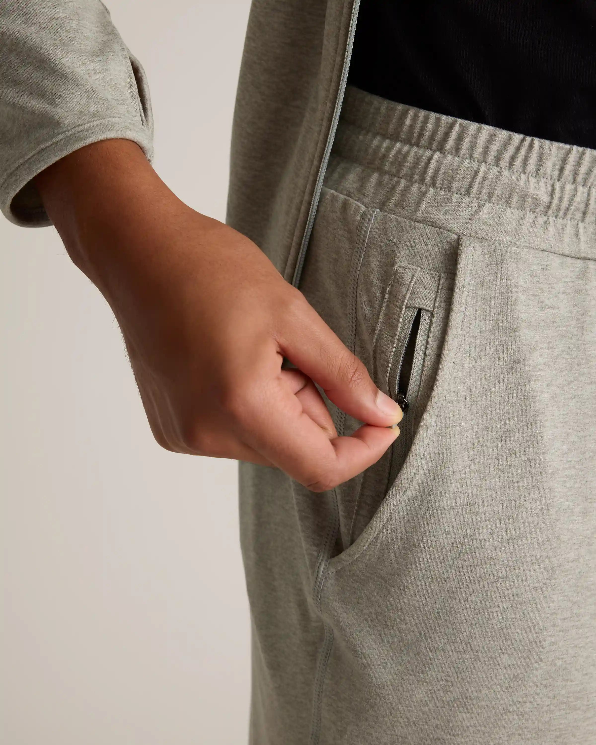 Flowknit Performance Shorts - 7.5"