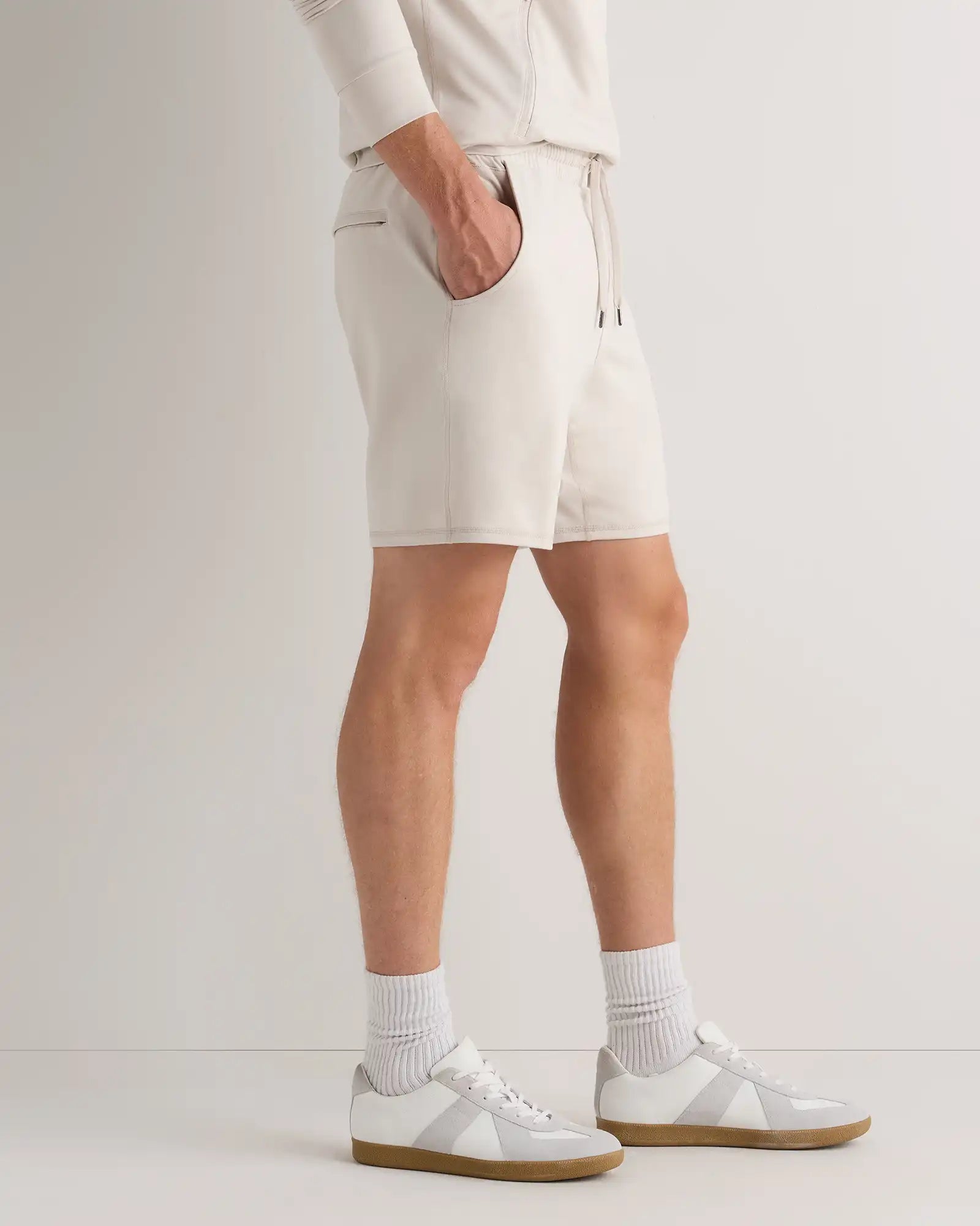 Flowknit Performance Shorts - 7.5"