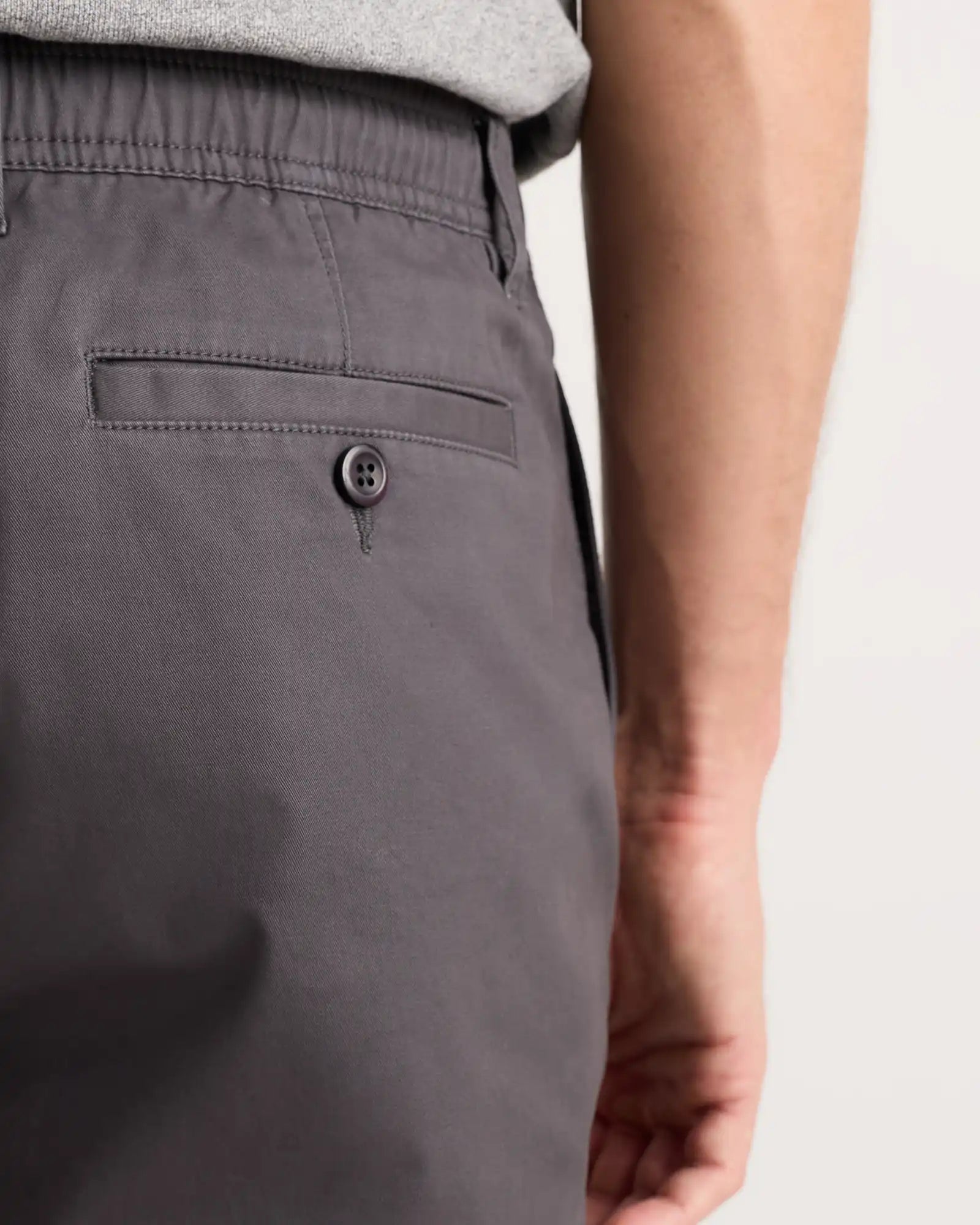 Organic Stretch Cotton Pull On Chino Shorts - 7"
