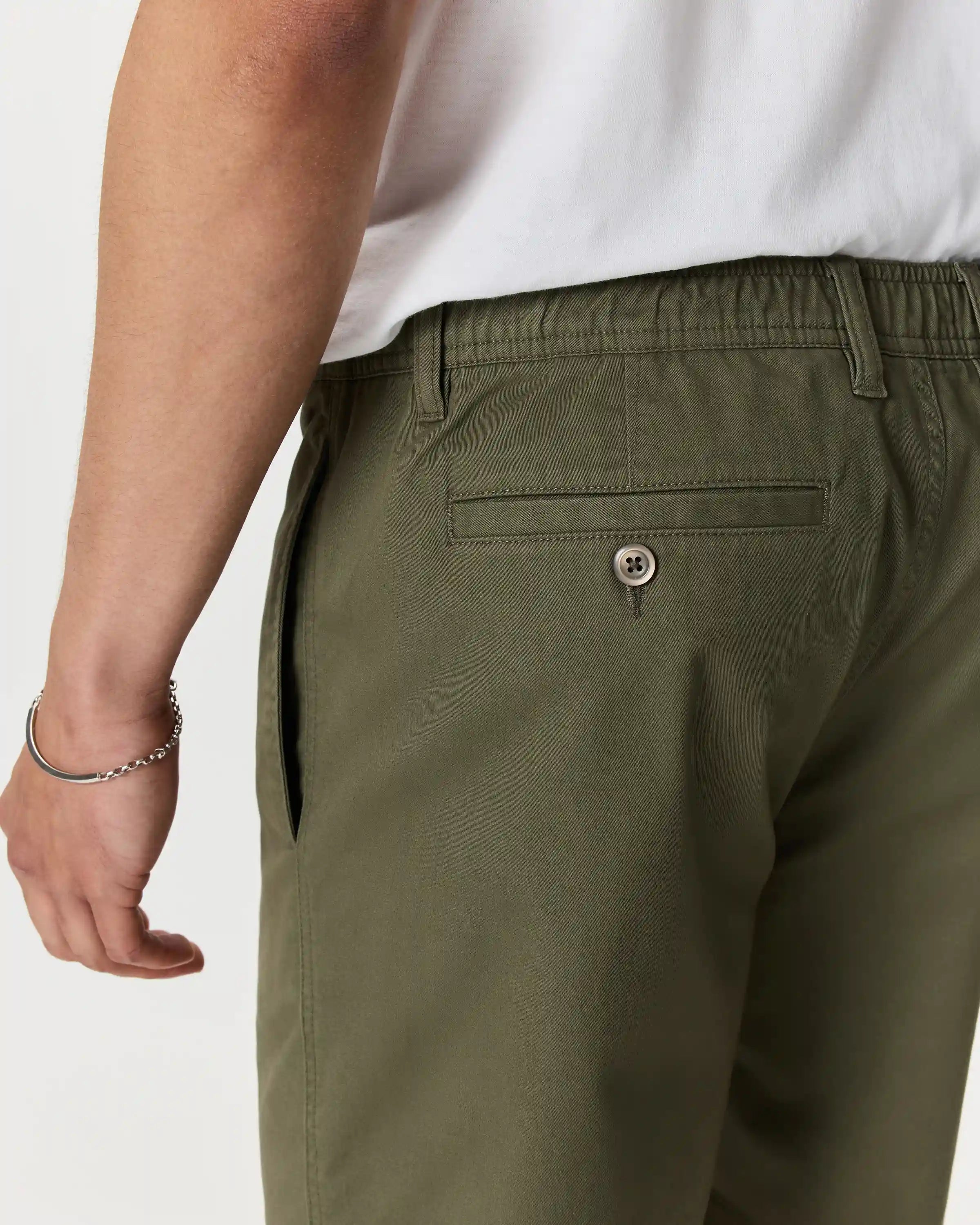 Organic Stretch Cotton Pull On Chino Shorts - 7"