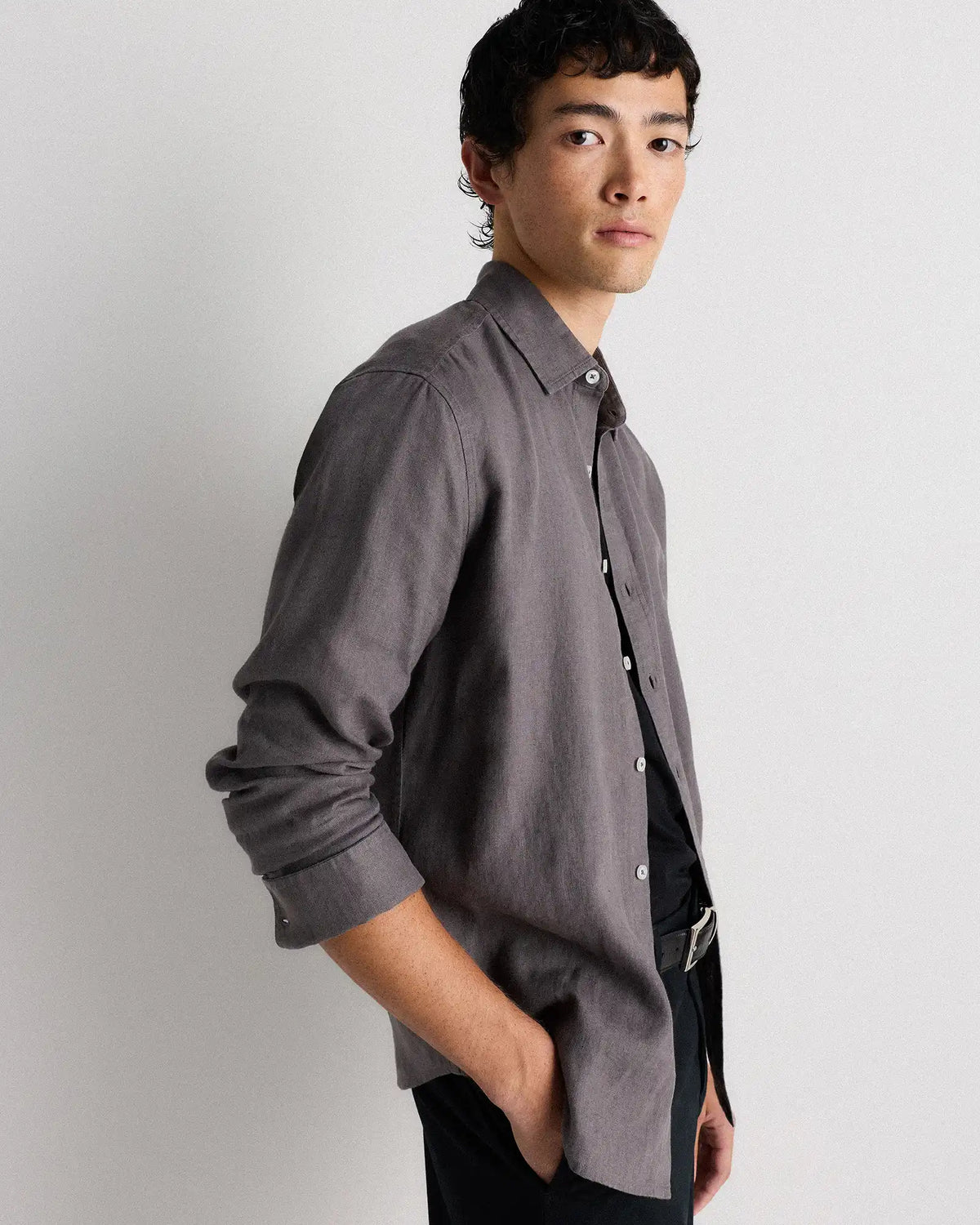 100% European Linen Relaxed Long Sleeve Shirt