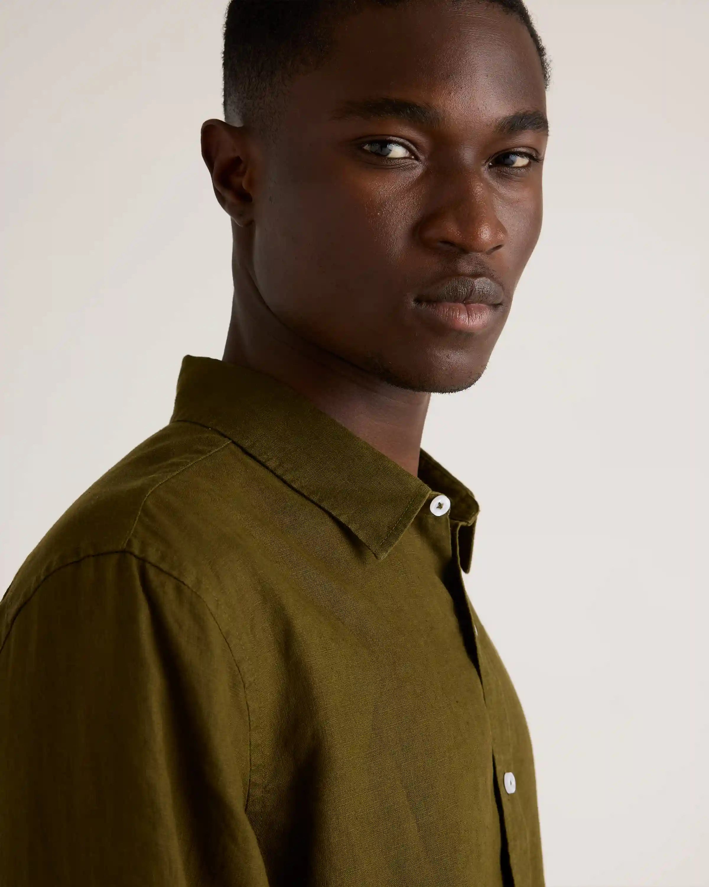 100% European Linen Relaxed Long Sleeve Shirt