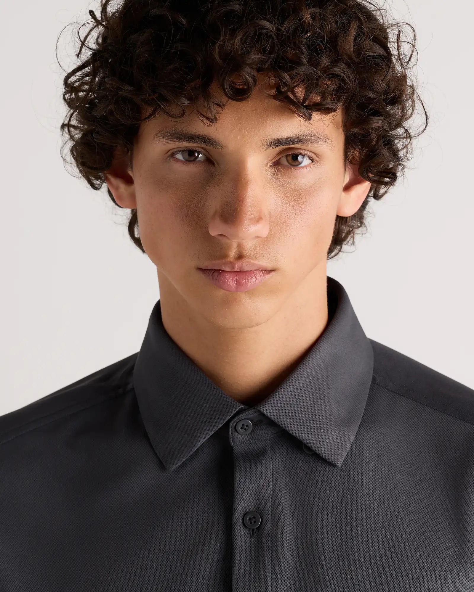 Commuter Stretch Pique Short Sleeve Button Down