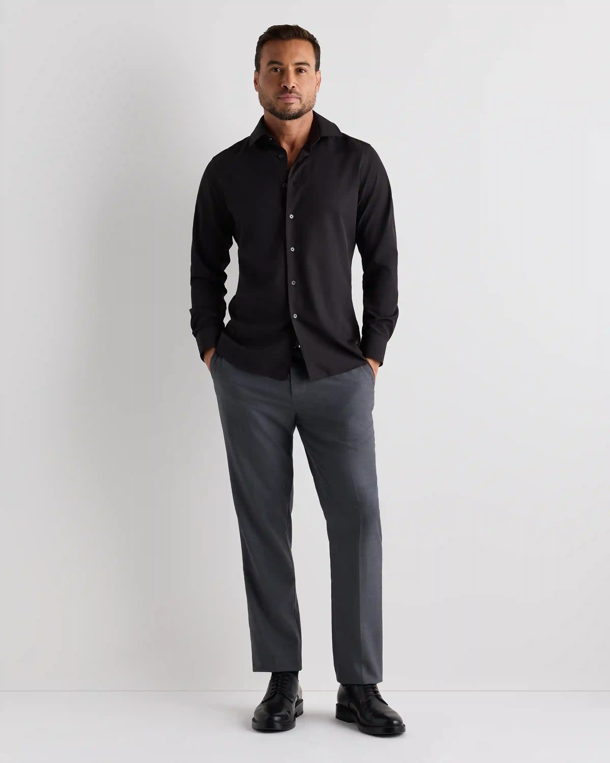 Performance Stretch Wrinkle-Free Slim Dress Shirt