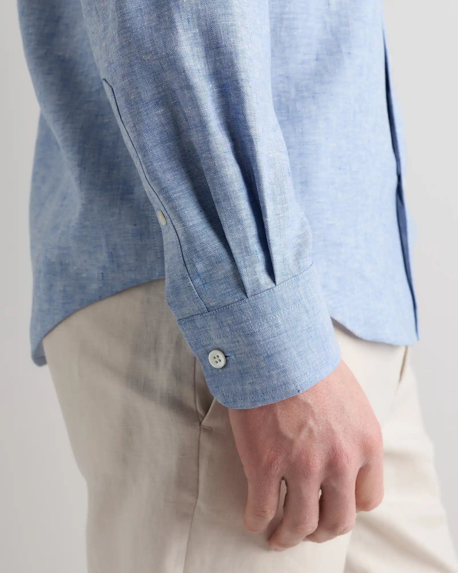 100% European Linen Wrinkle-Resistant Dress Shirt
