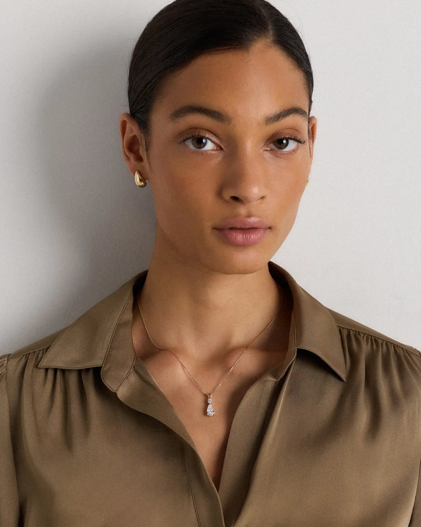 14K Gold Lab Grown Diamond Round & Pear Drop Necklace
