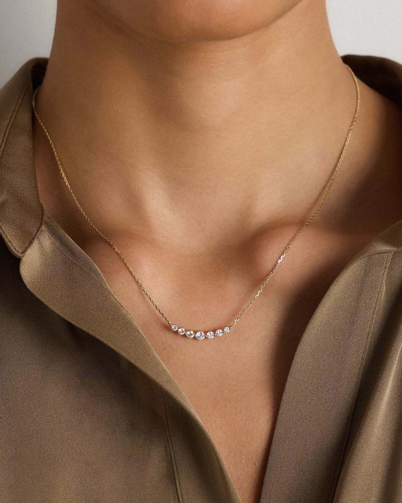 14K Gold Lab Grown Diamond Graduated Bar Necklace