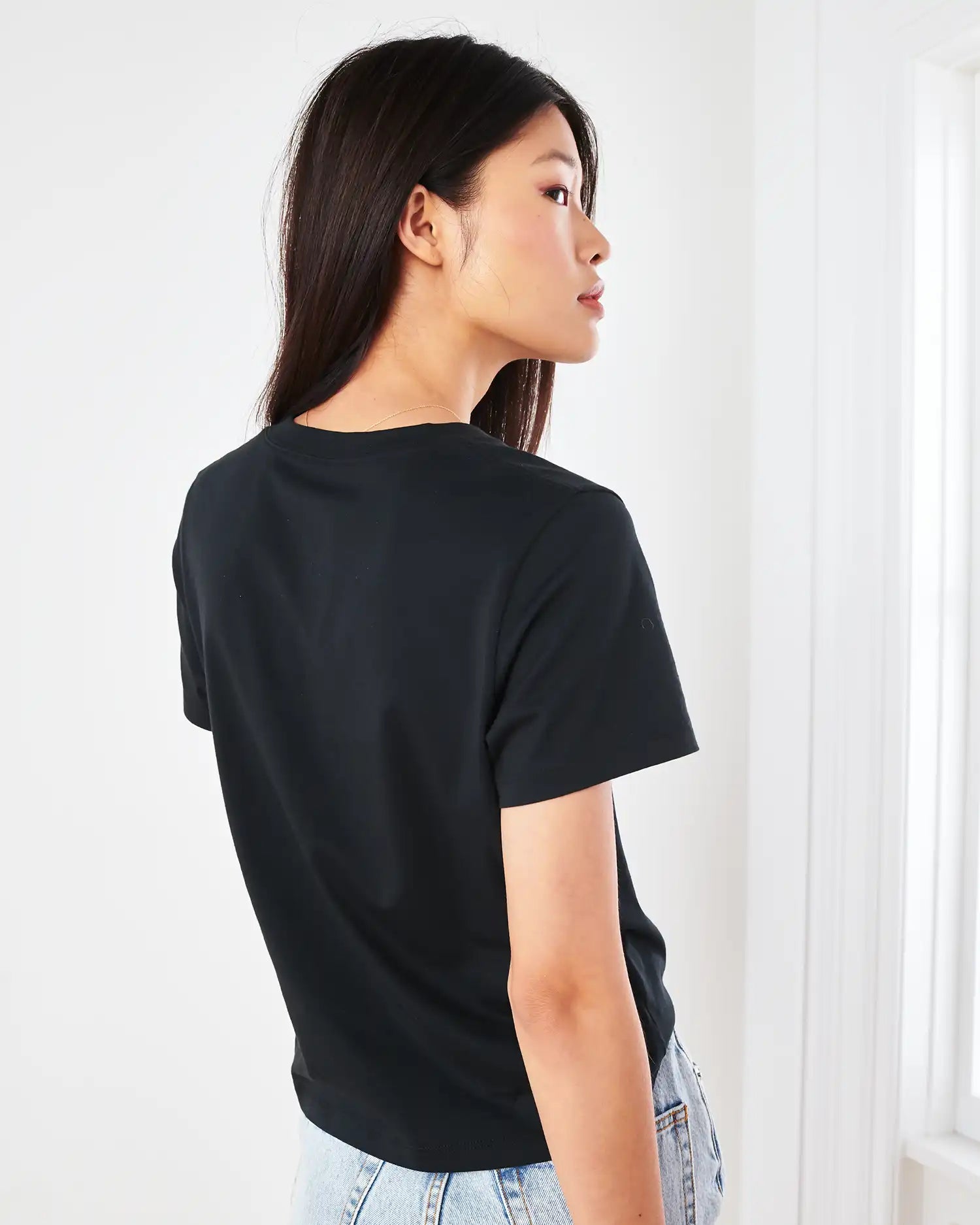 100% Organic Cotton Boxy V-Neck Tee (3-Pack)