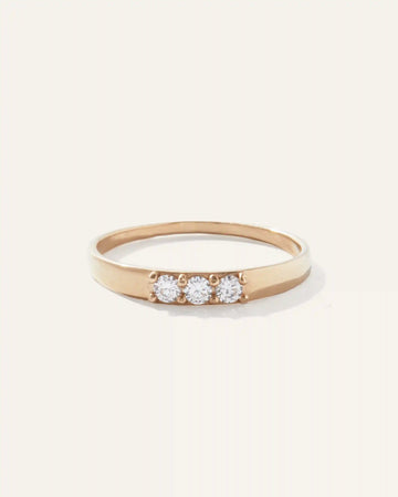 14K Gold Diamond Three Stone Tapered Band