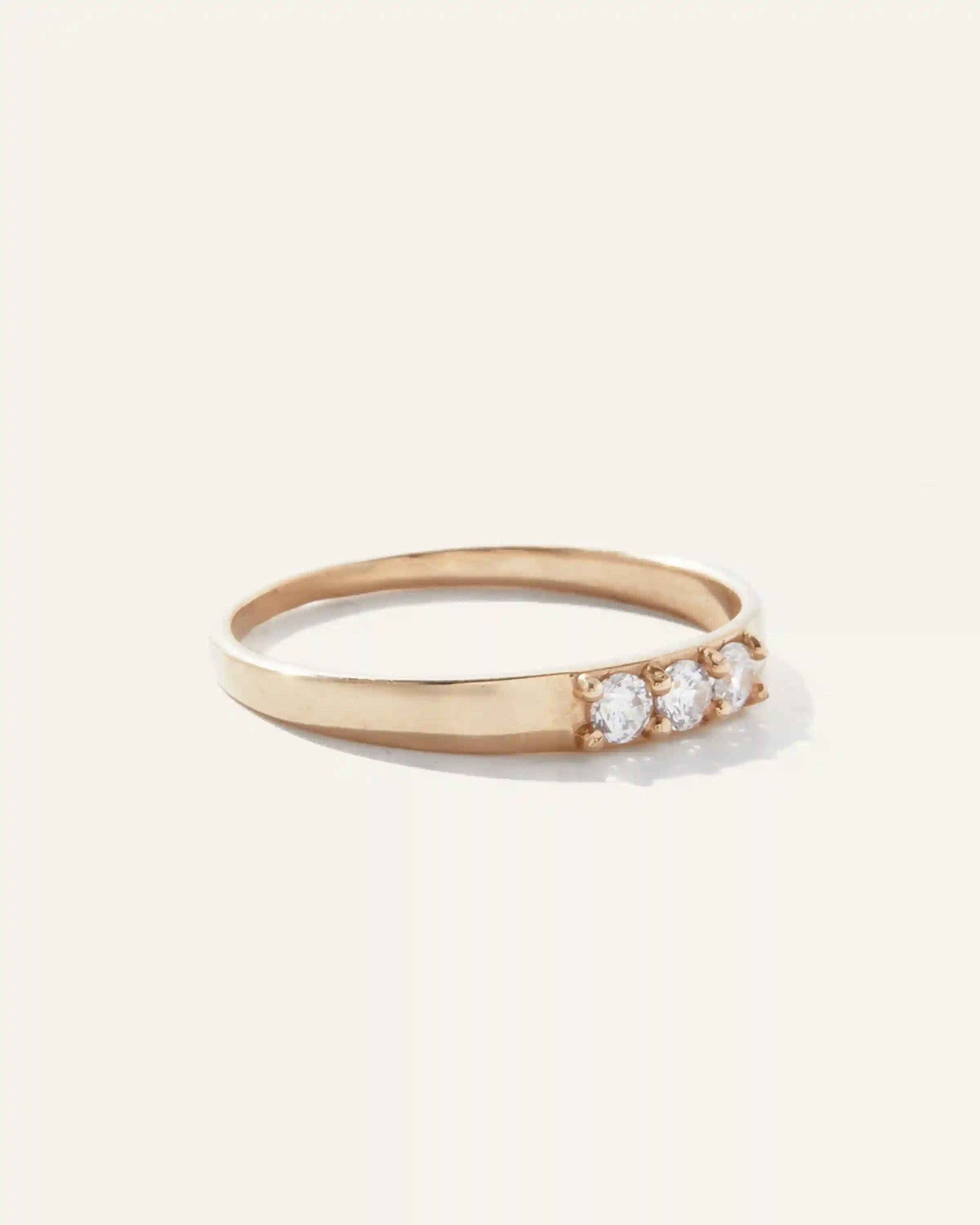 14K Gold Diamond Three Stone Tapered Band