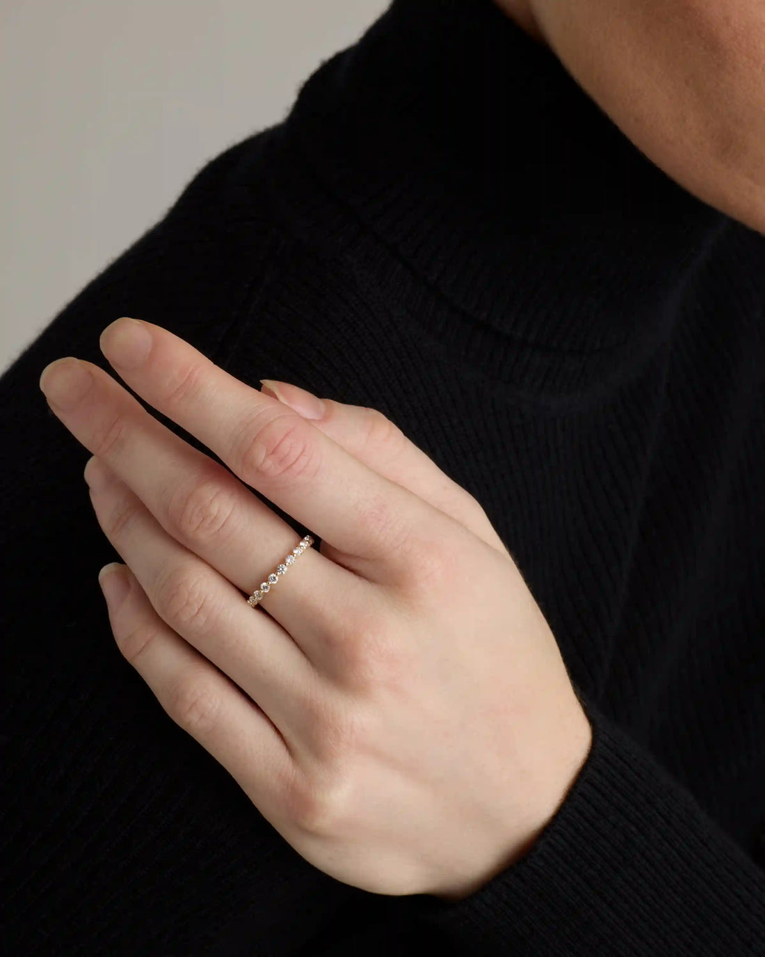 Lab Grown Diamond Single Shared Prong Eternity Band