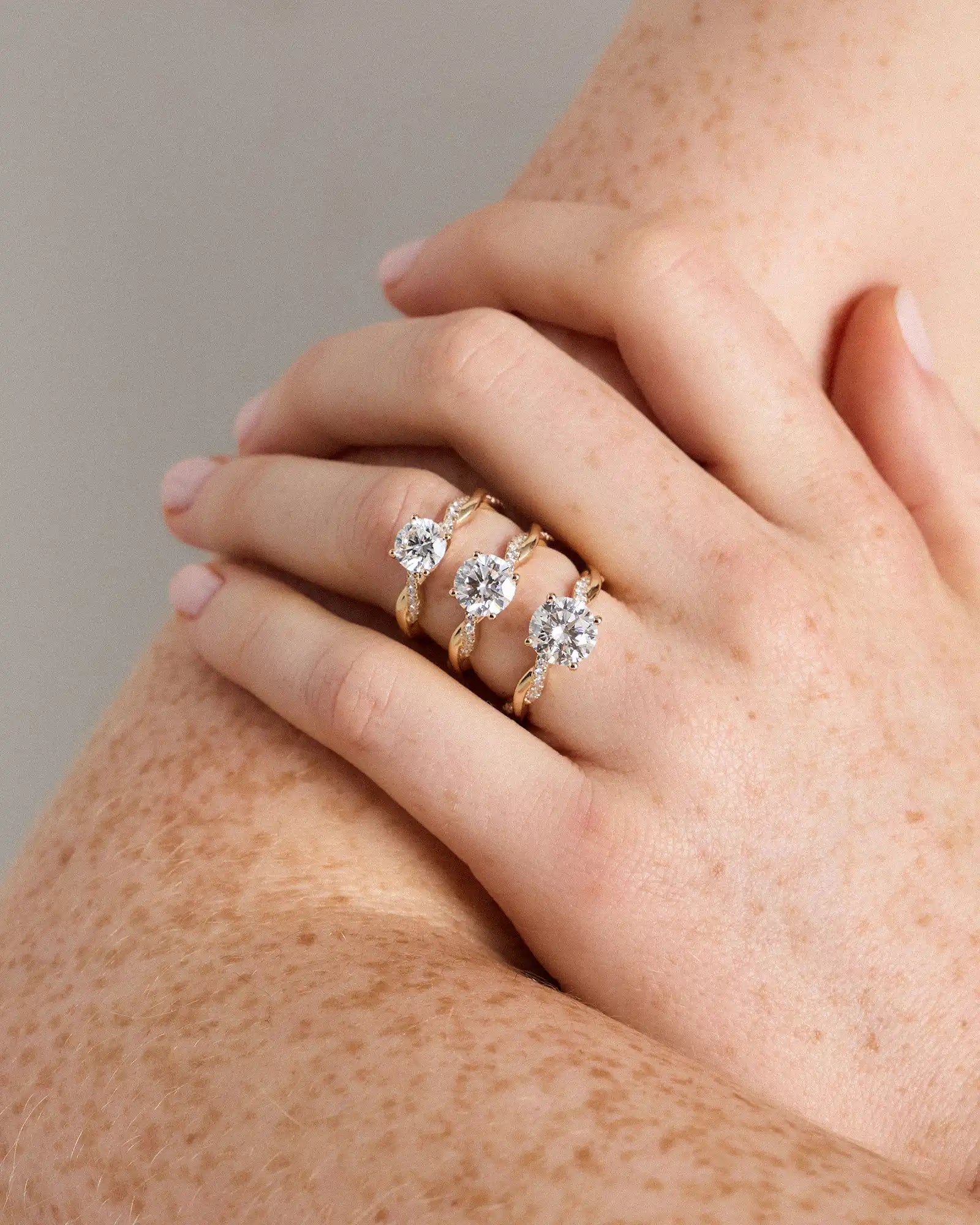 Lab Grown Diamond Round Twisted Engagement Ring - 2ct
