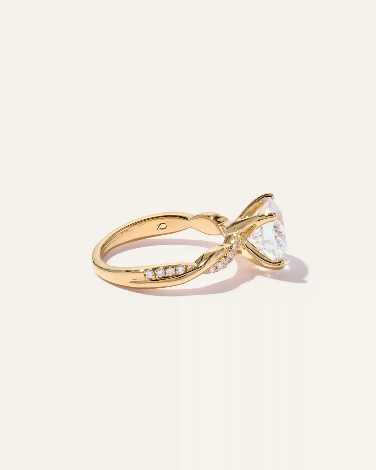 Lab Grown Diamond Round Twisted Engagement Ring - 3ct