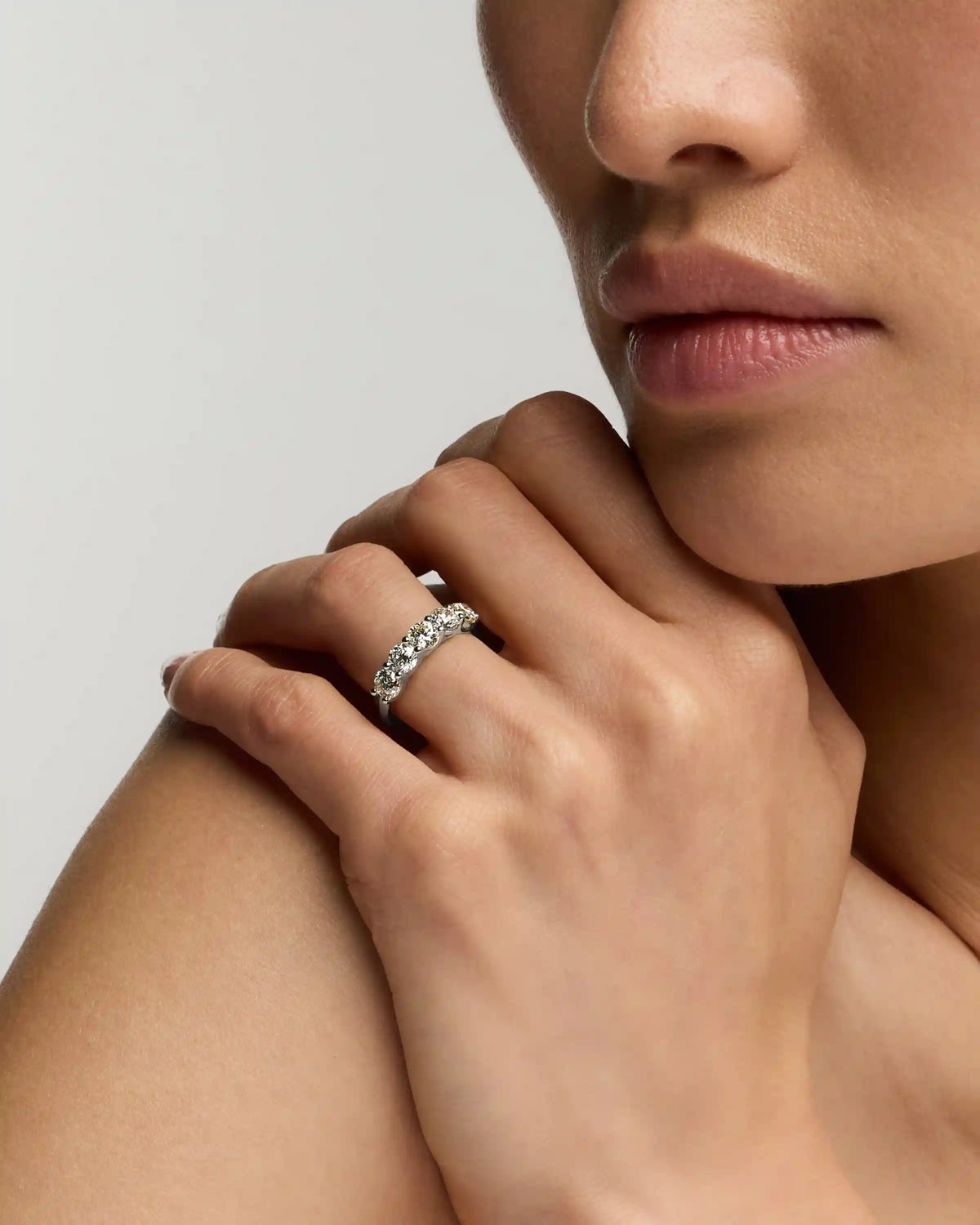14K Gold Natural Diamond Five Stone Band - 2ctw