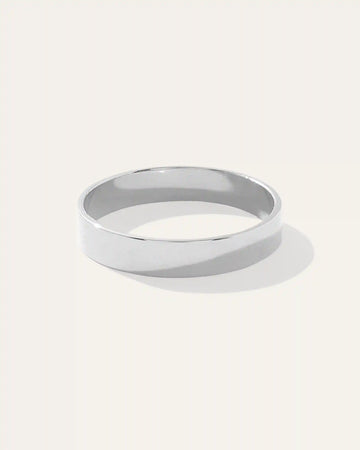14K Gold Lightweight Flat Edge Band