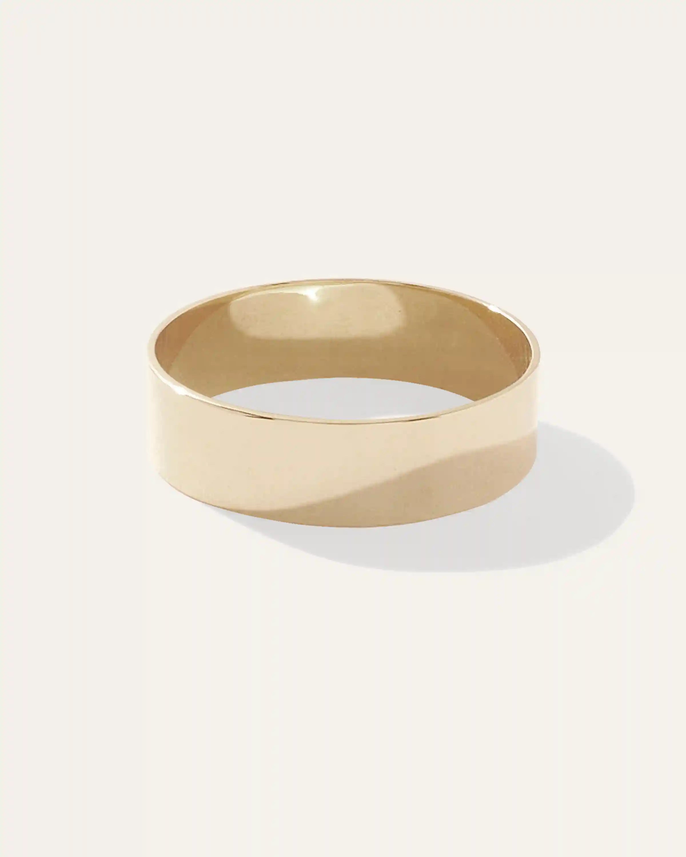 14K Gold Lightweight Flat Edge Band