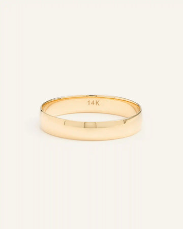 14K Gold Lightweight Round Edge Band
