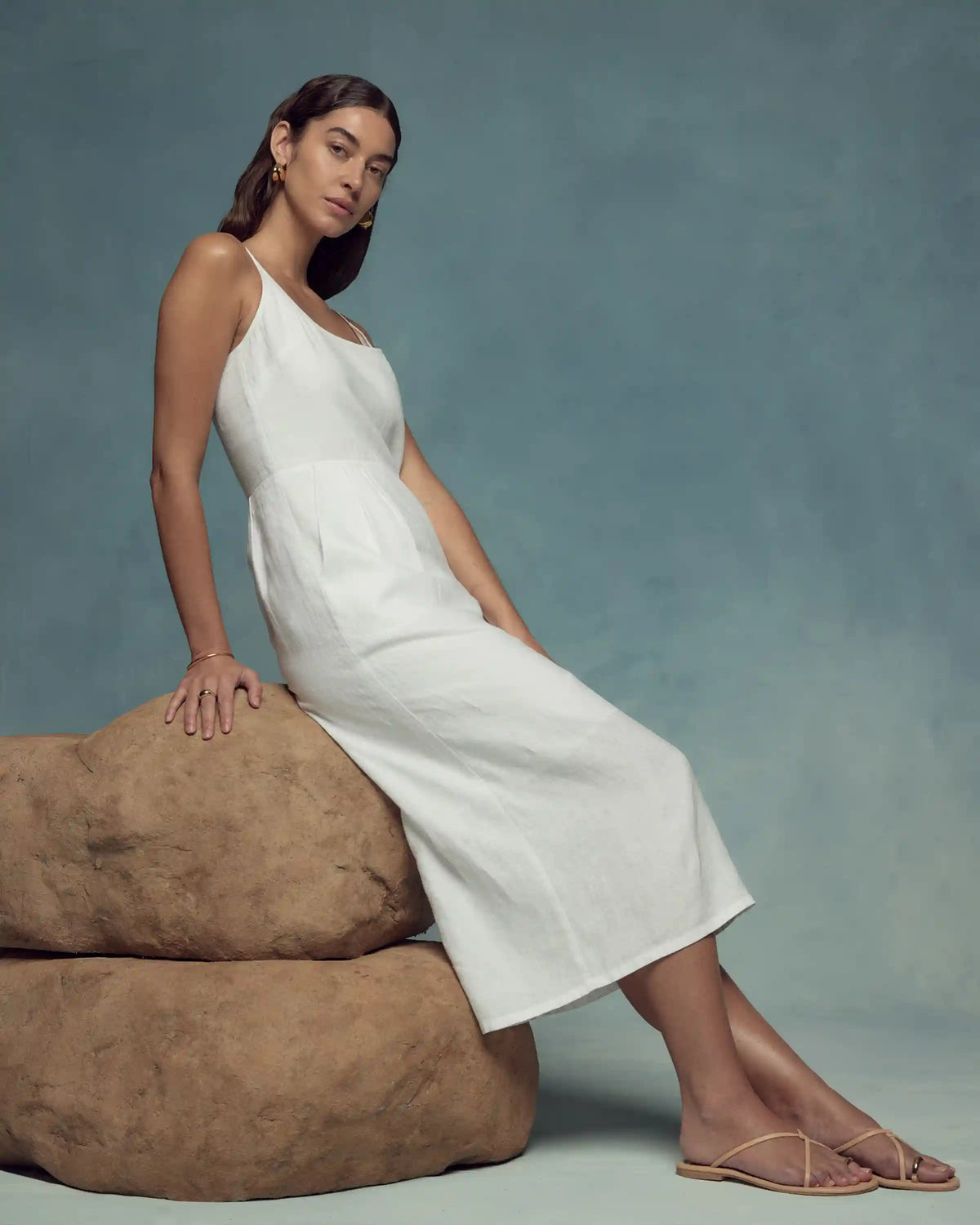 100% European Linen Scoop Neck Midi Dress
