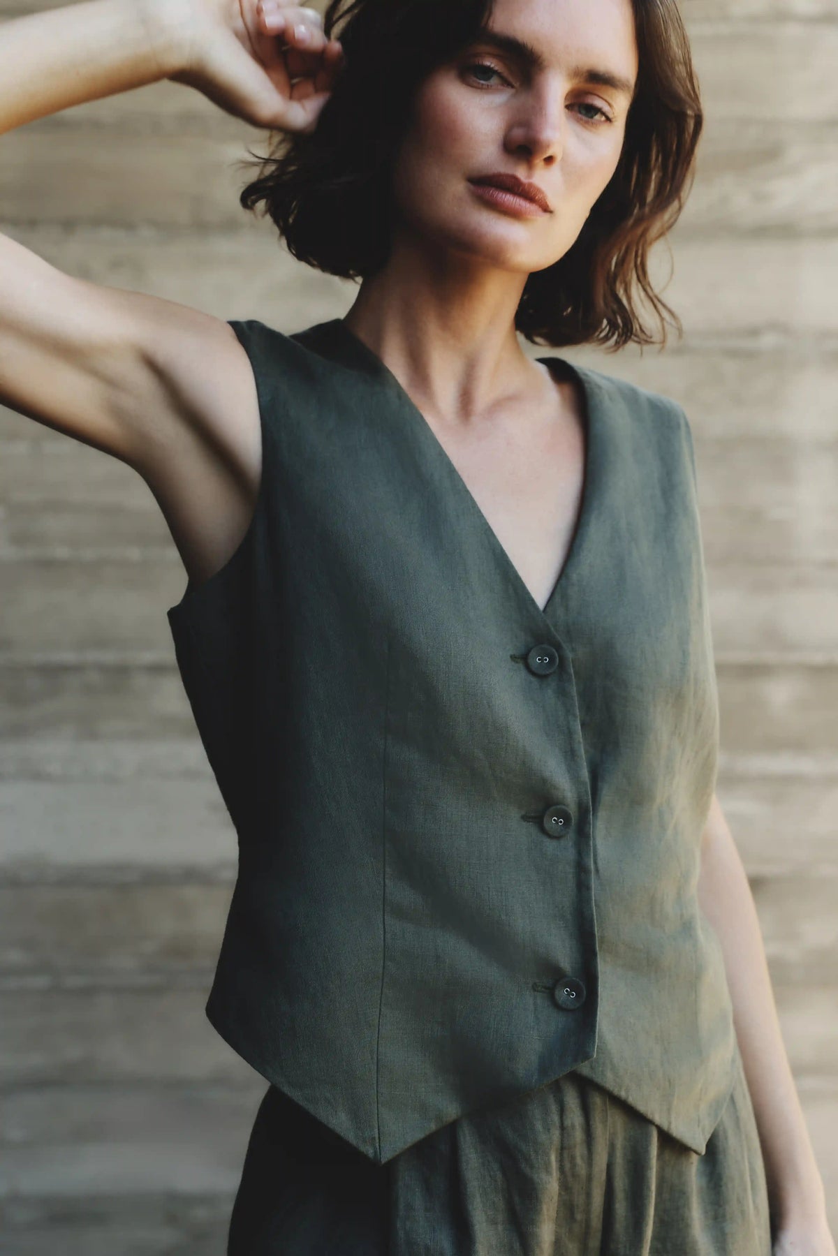 100% European Linen Vest